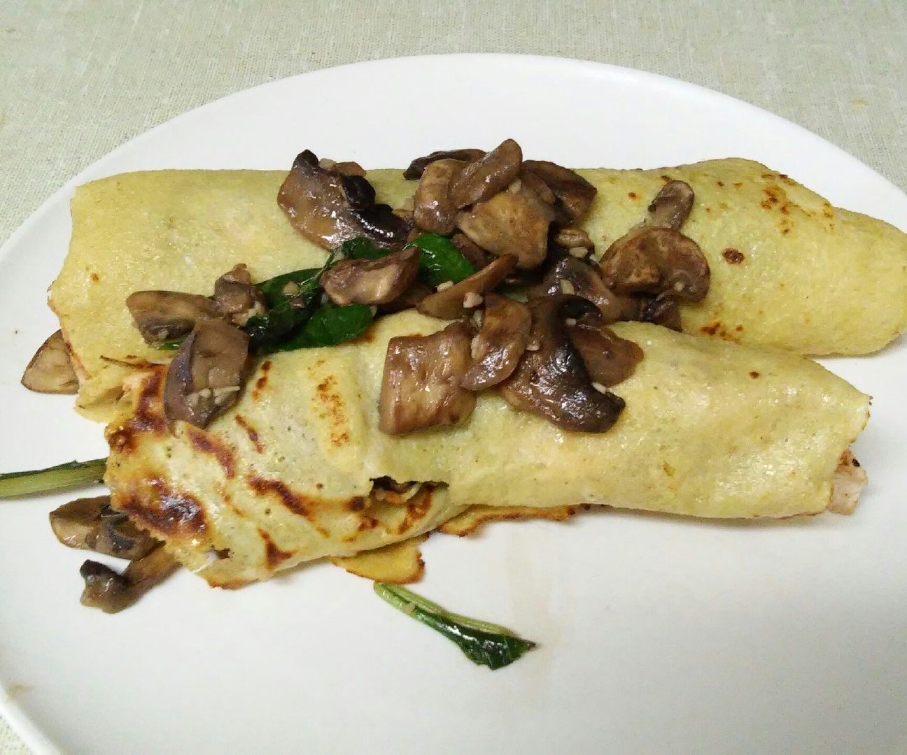 Grilled Chicken in Quinoa Crepes