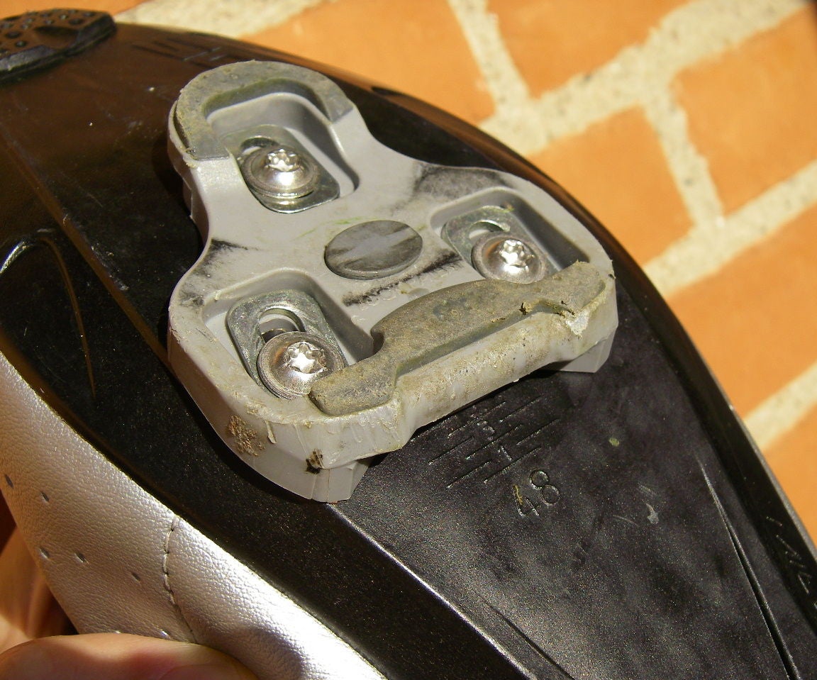 Adjusting Bicycle Cleats, One Small Trick For