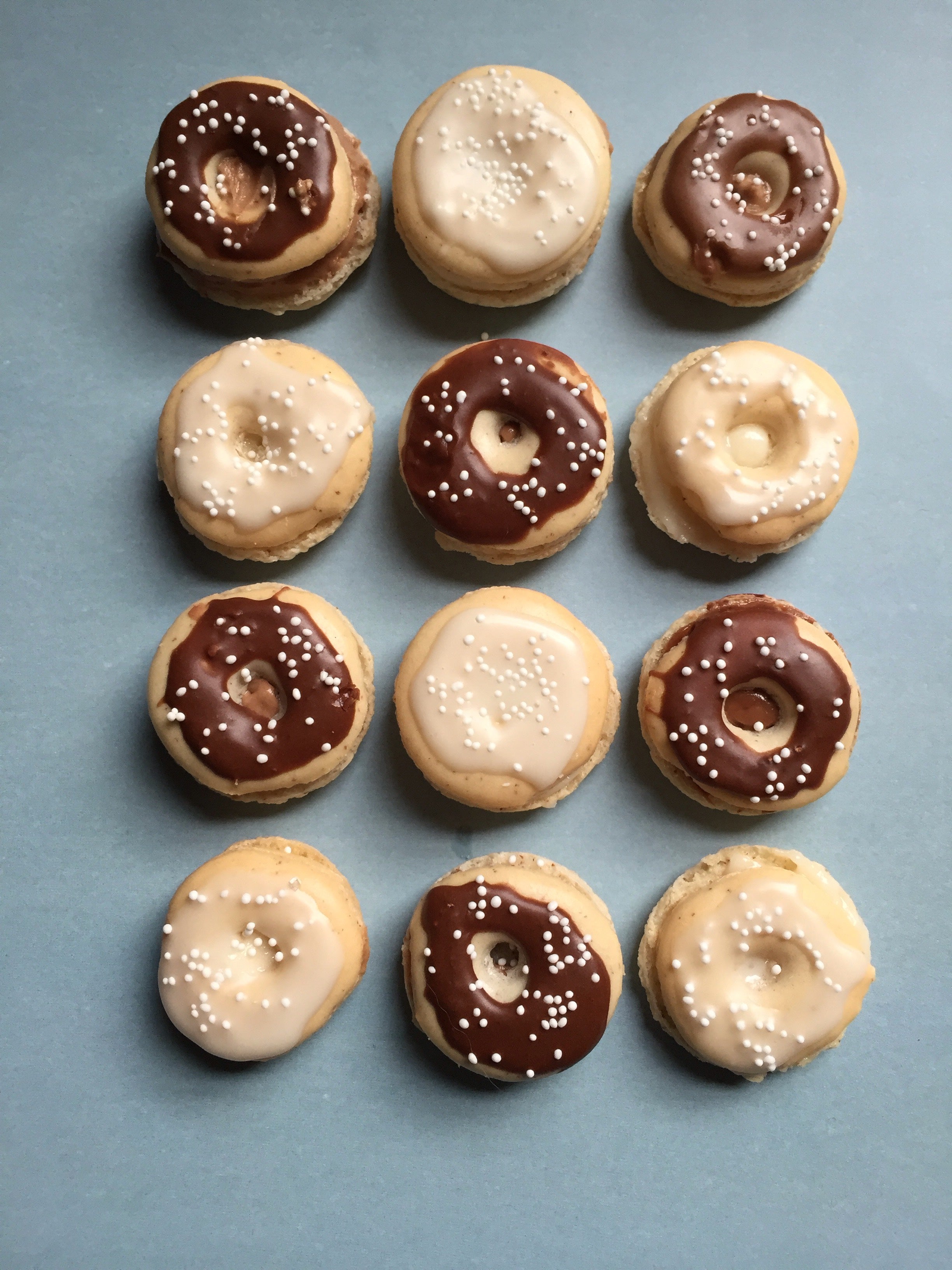 Donut French Macarons