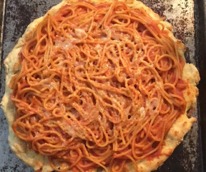 Spaghetti Pizza