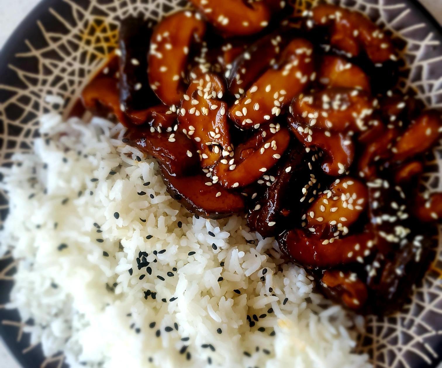 Spicy Sesame Shiitake Mushrooms