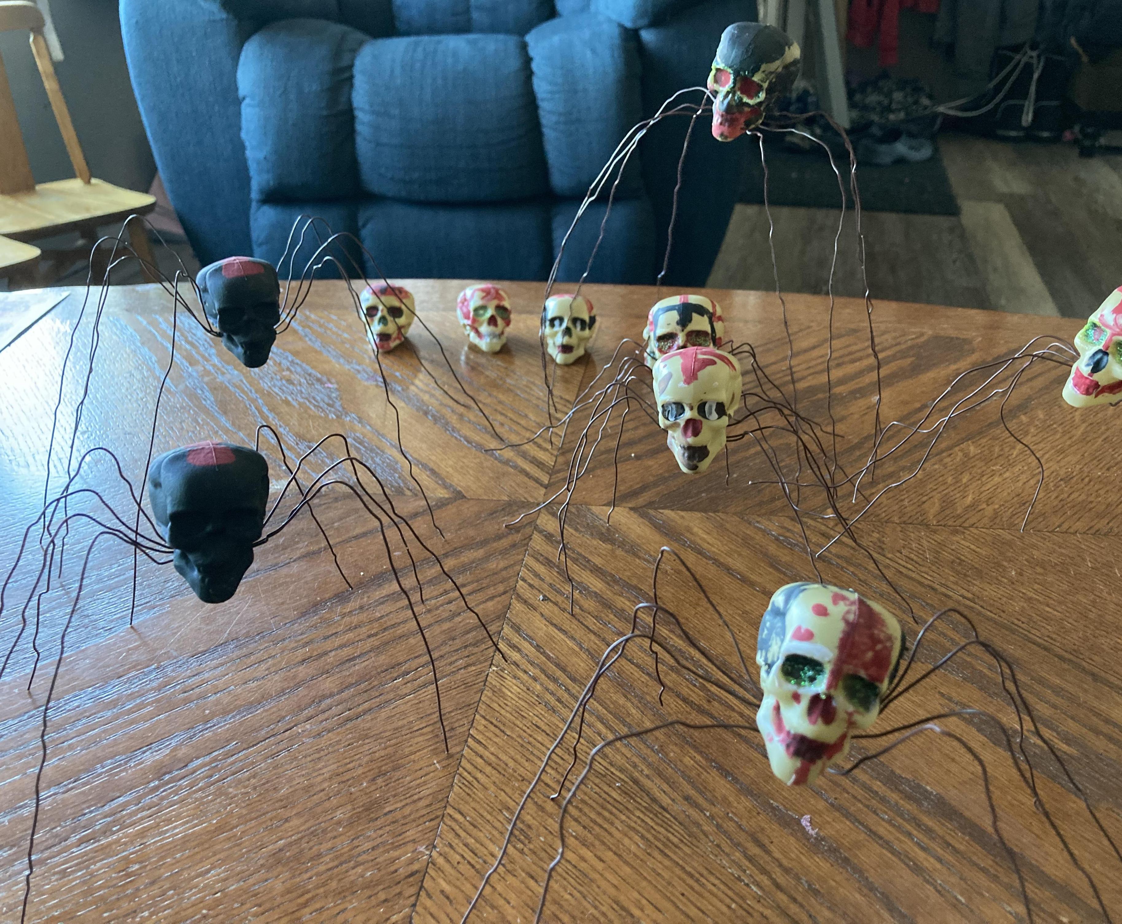 Skull Spider, Mini & Posable (Kid-safe Project!)