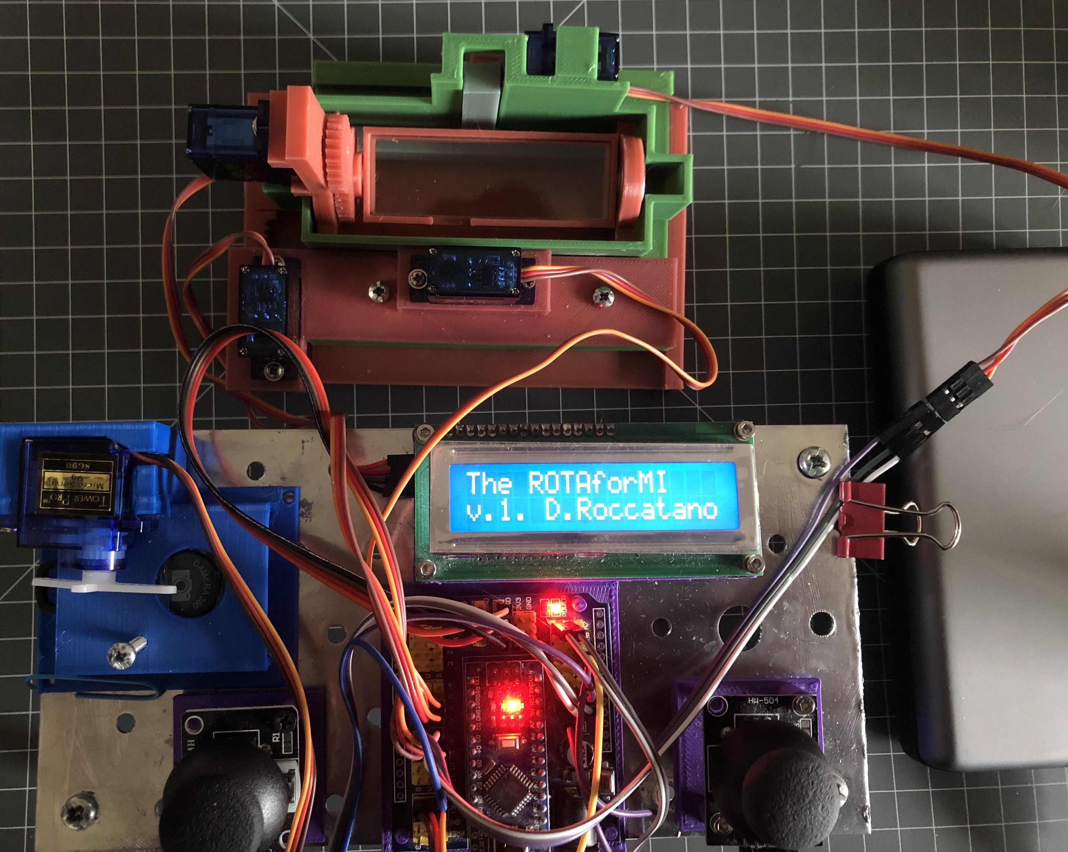 The ROTAforMI: a RObotic TAble for Microscopy