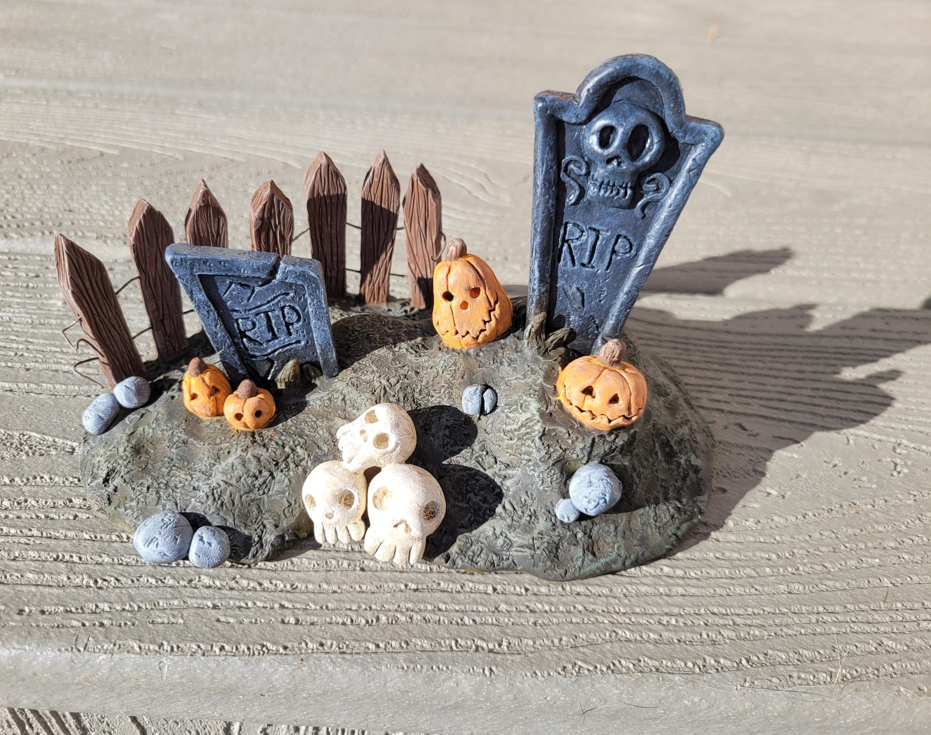 Small Clay Halloween Diorama Decoration