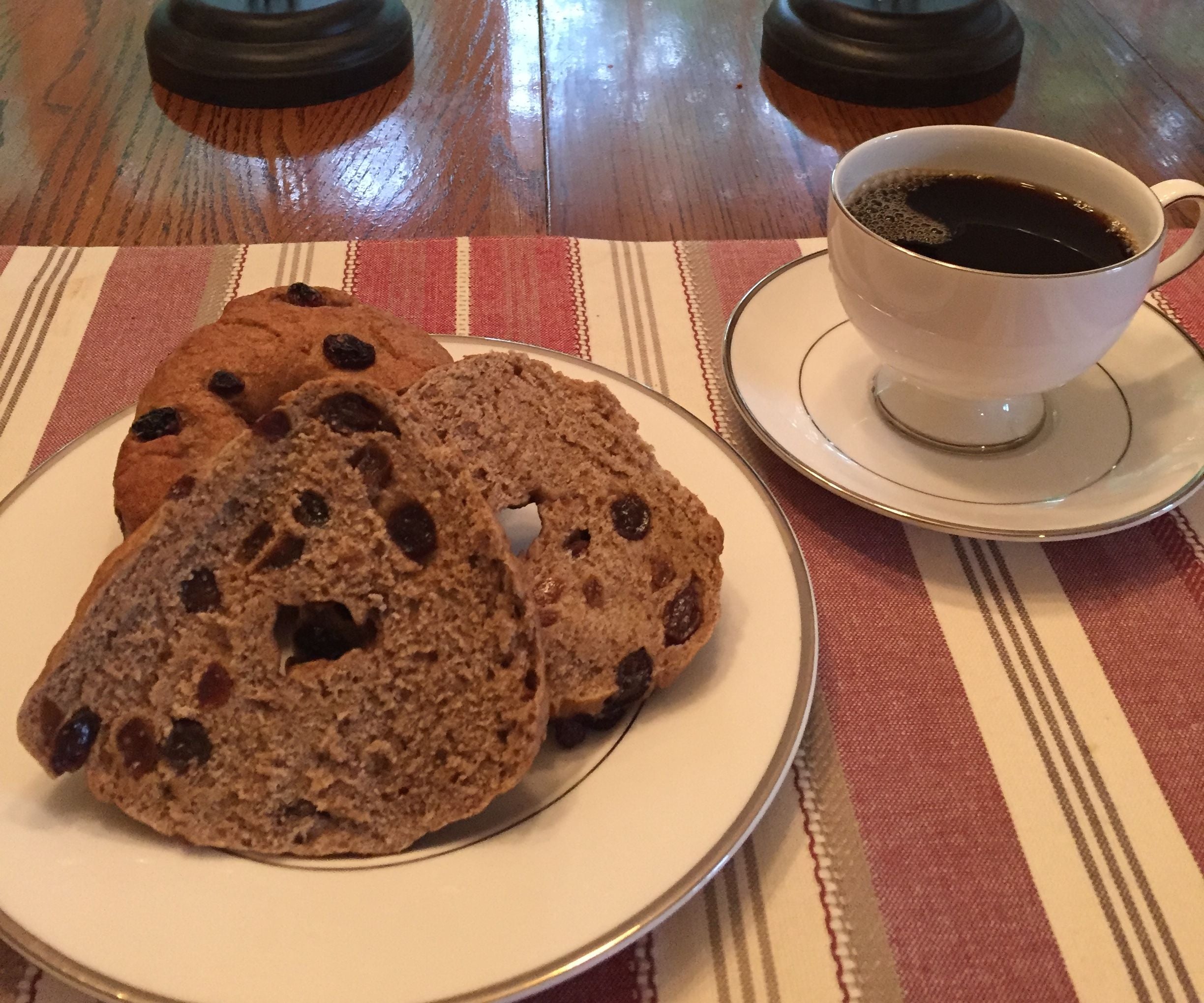 Homemade Raisin Cinnamon Bagels