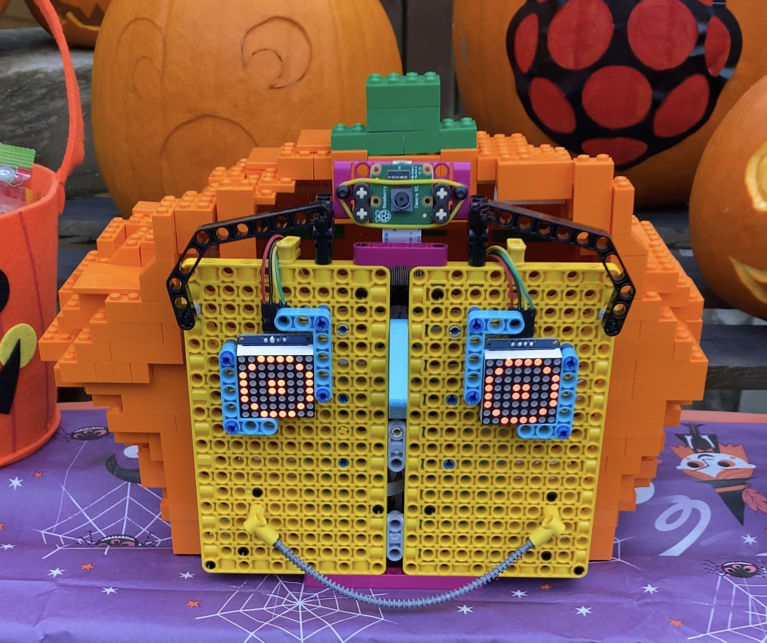 A LEGO® Robot Pumpkin