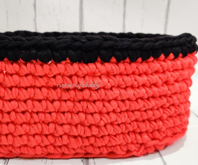 Make Your Own Crochet Oval Basket 