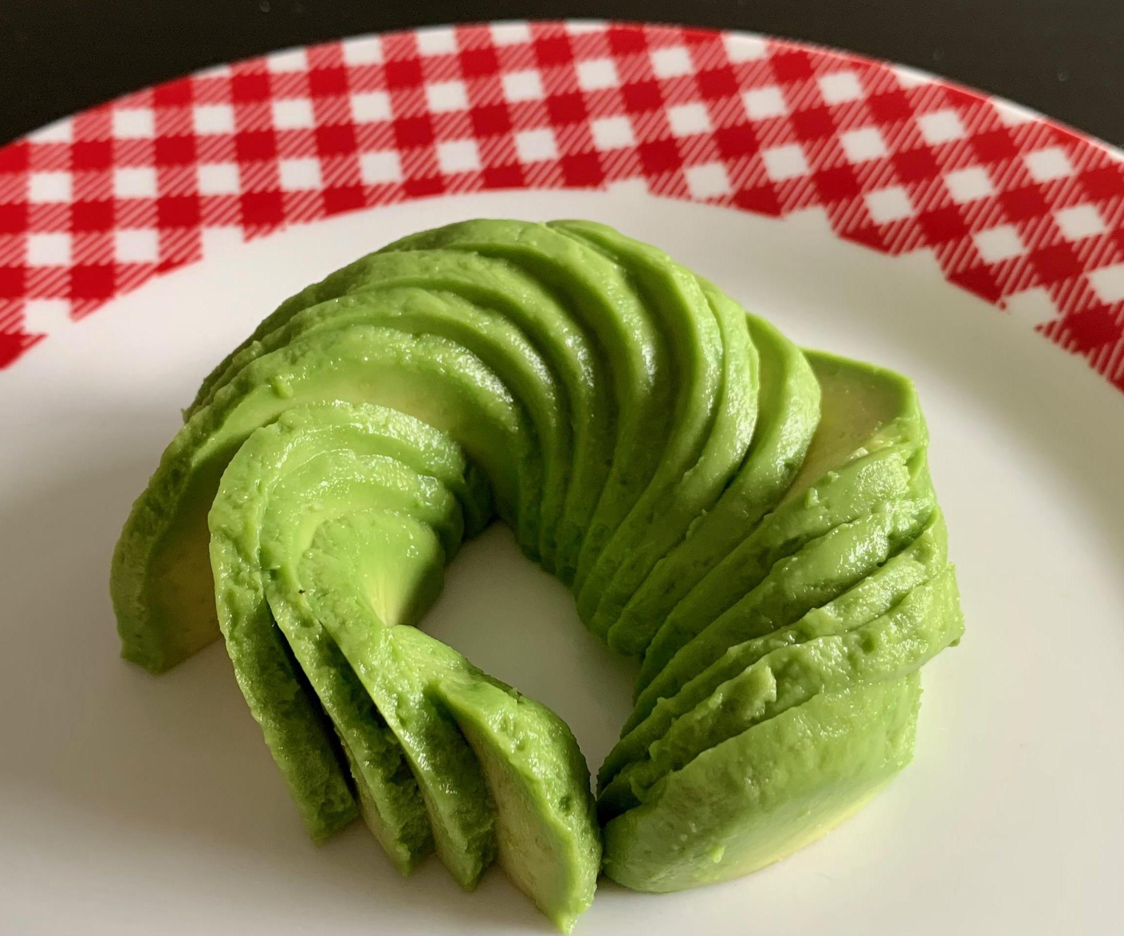 How to Cut an Avocado Easily and Safely