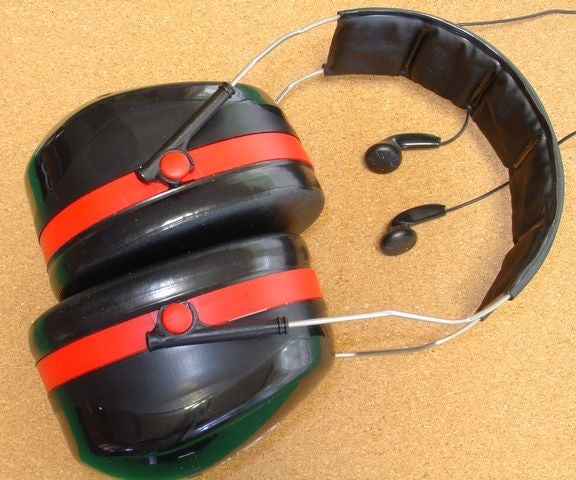 The Best Headphones for Airplane Travel and Inexpensive Too