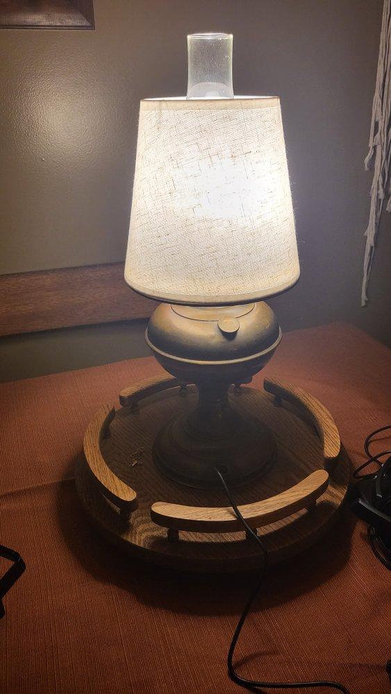 Simple LED Table Lamp From an Old Lamp (no Soldering)