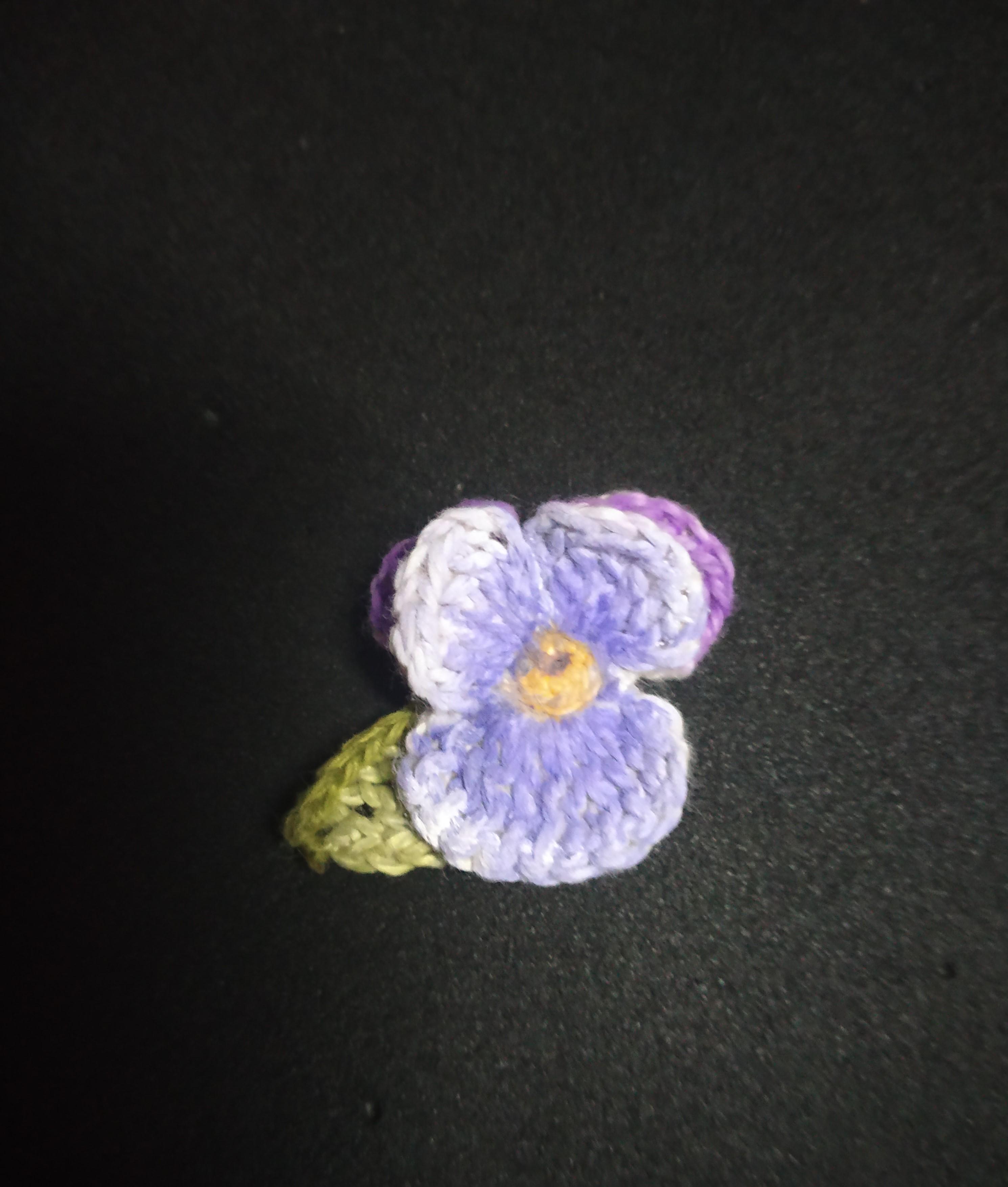 Fancy Pansy Flowers (Crochet Pattern)