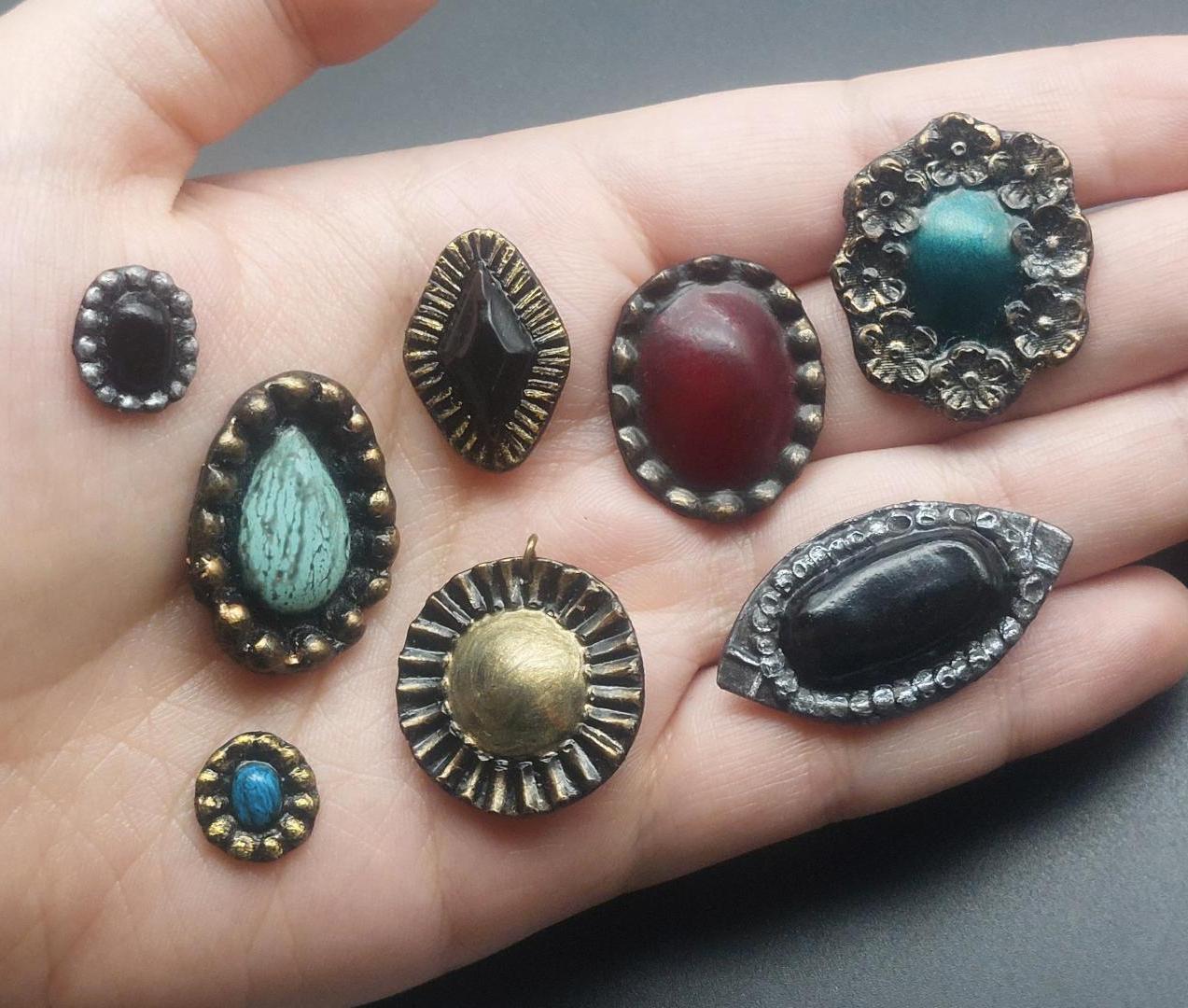 Vintage Style Hot Glue Gemstones