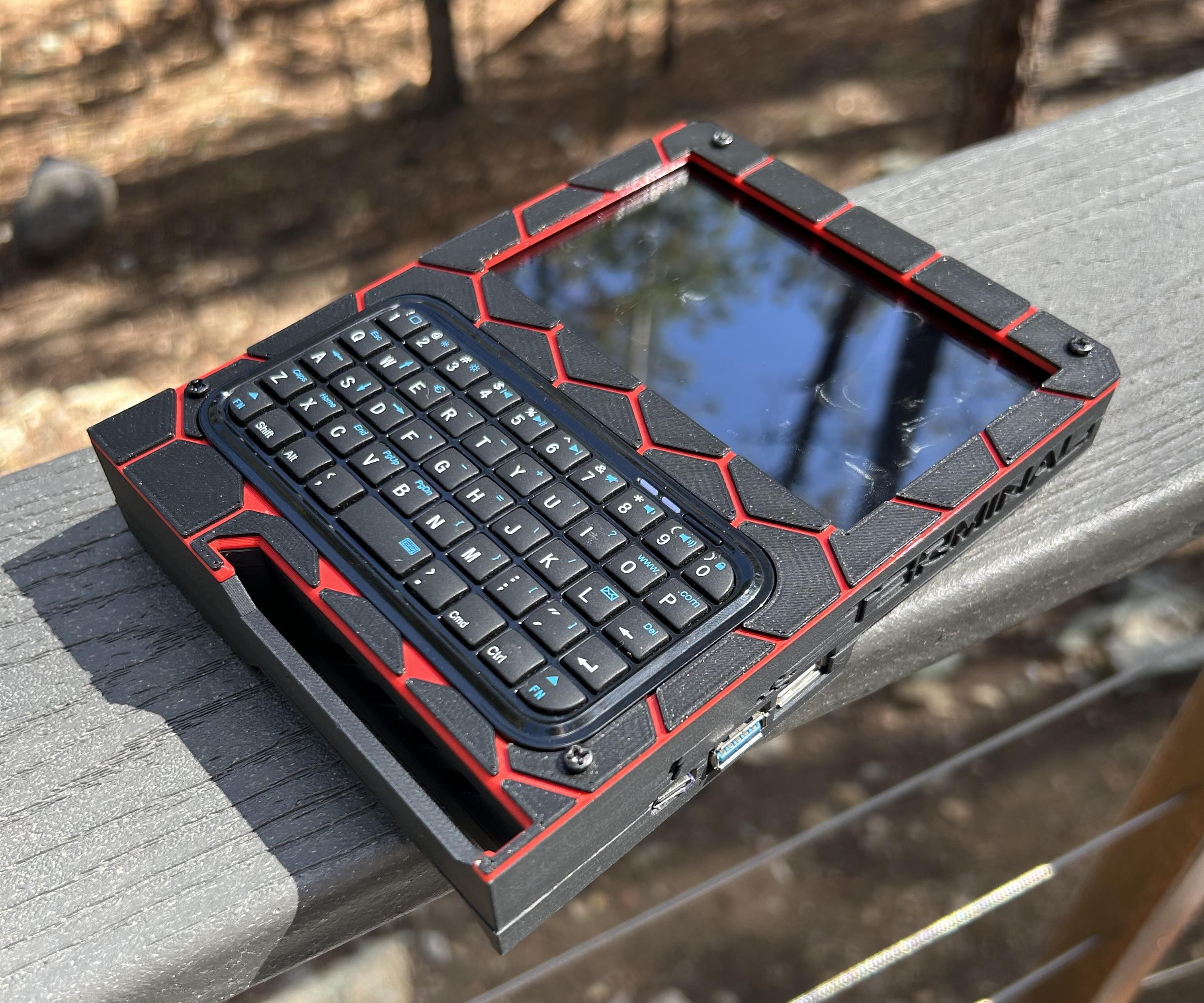 T3rminal 3d Printed Cyberdeck/Mobile PC