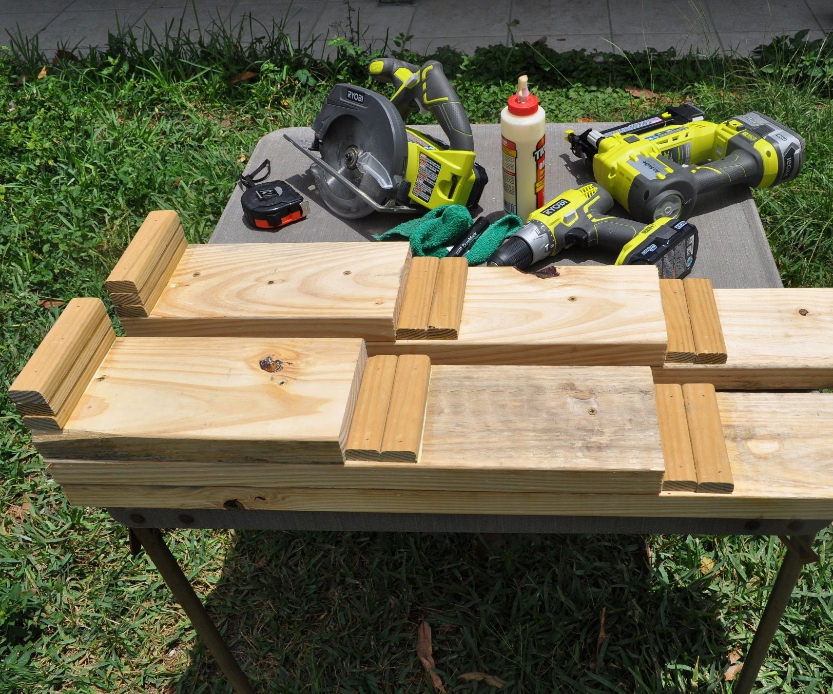 COMPACT CAR RAMPS FROM SCROUNGED WOOD