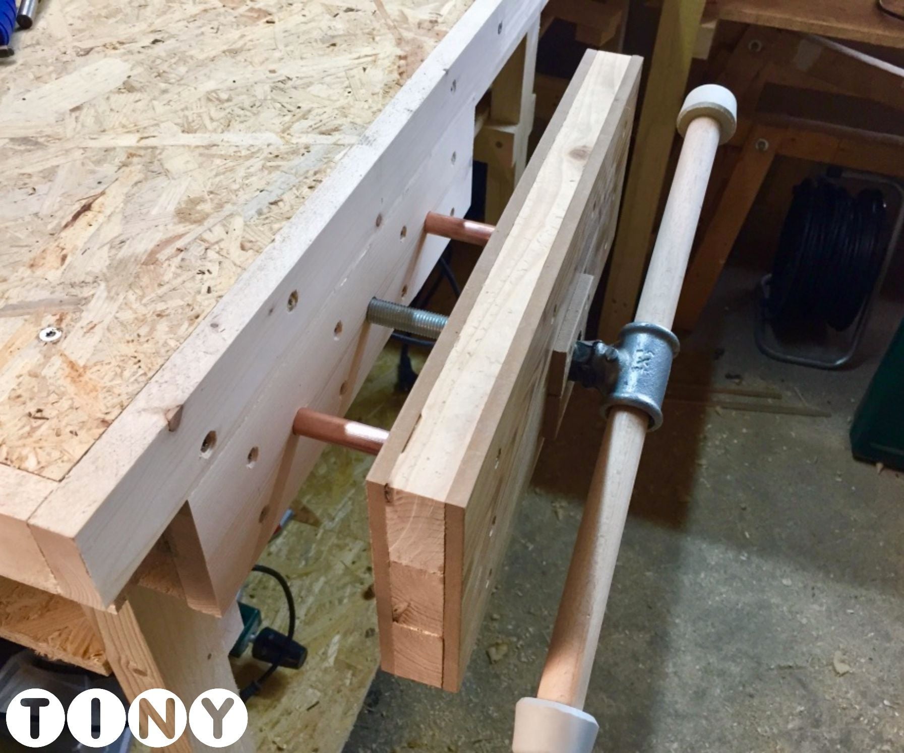 DIY Woodworking Vise