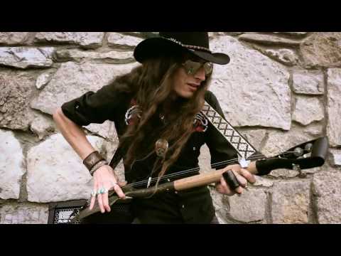 "ACE OF SPADES" on the 3-String Shovel!