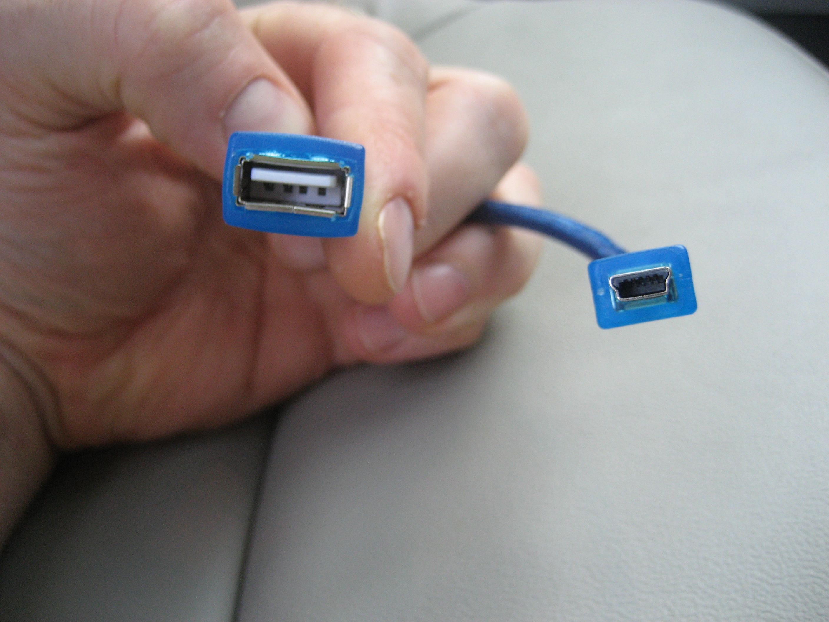 (4b) What is USB2 Cable.JPG