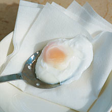 0.13919050247750453Poached-egg-draining-001.jpg