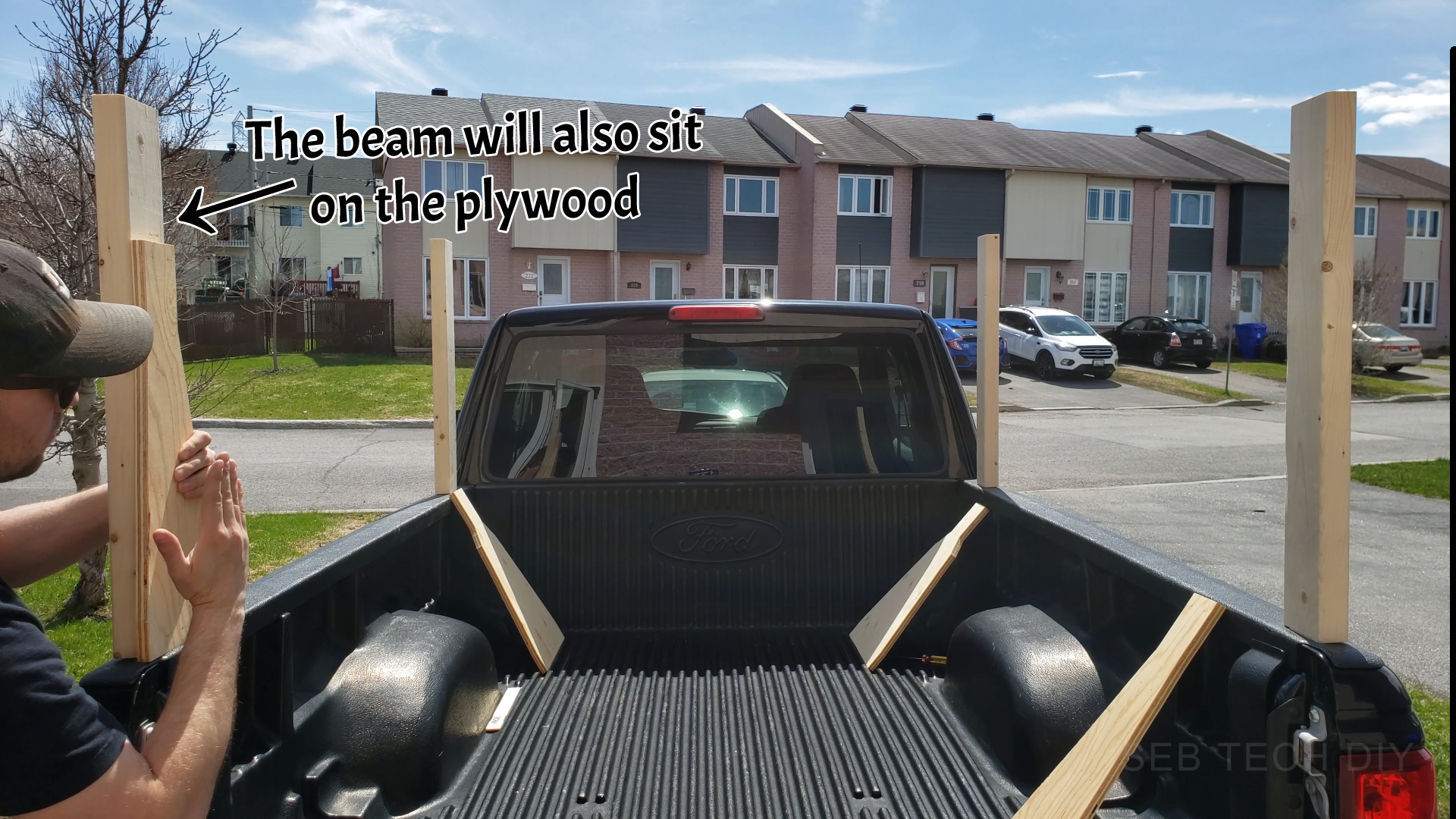 005-2x4-wood-truck-rack-canoe-kayak-lumber.jpg