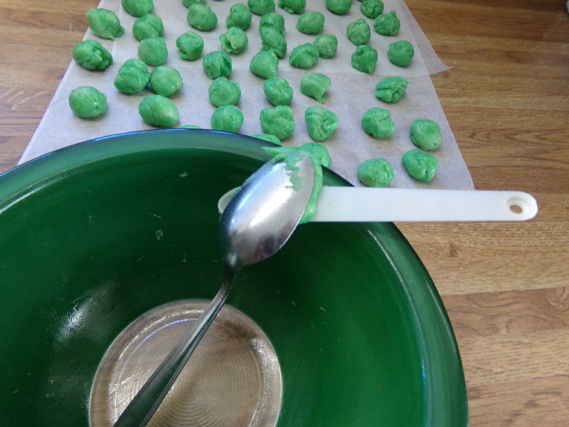 016 measure green dough 2.png