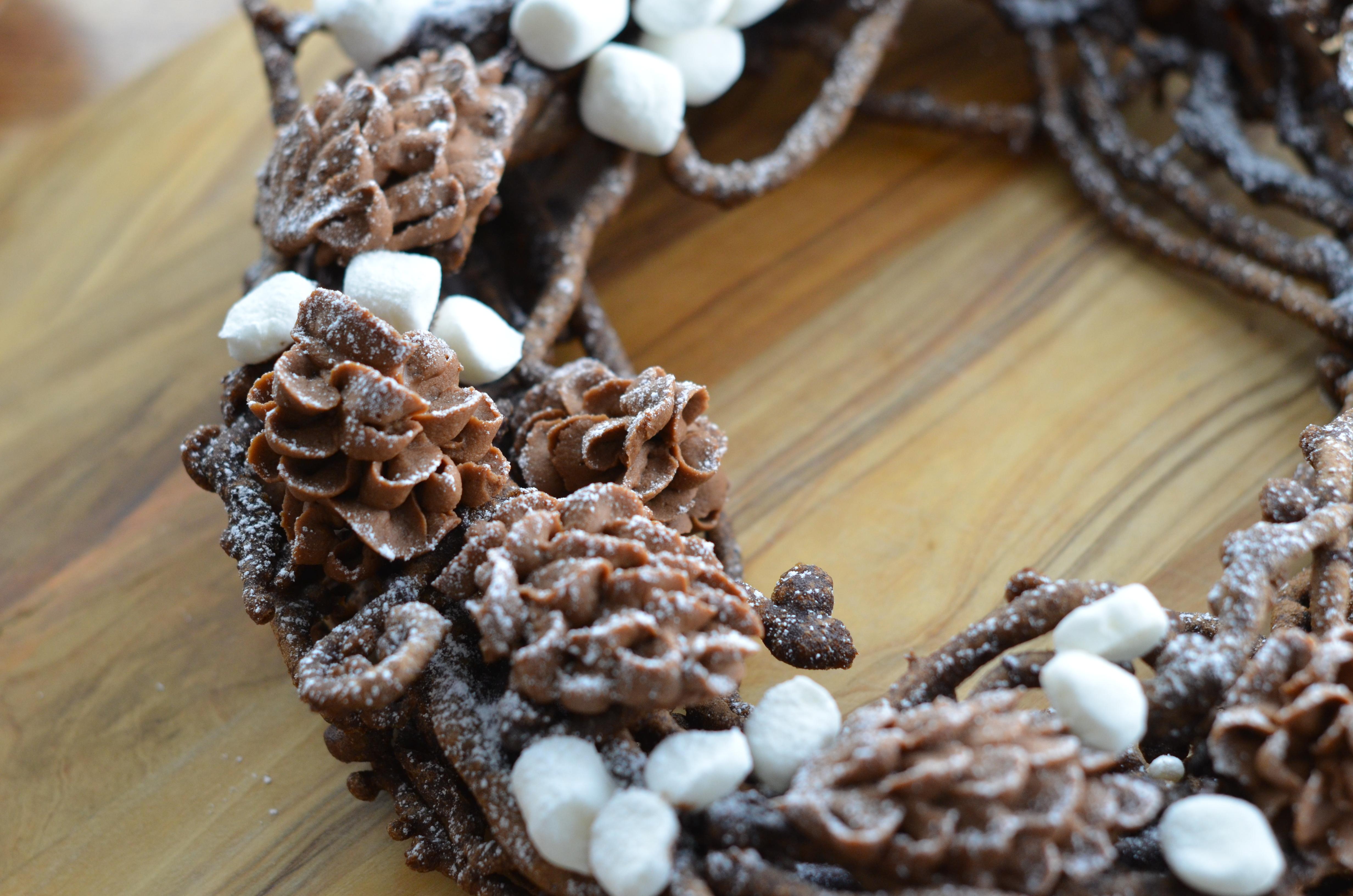 02-Hot Chocolate Funnel Cake Wreath.JPG