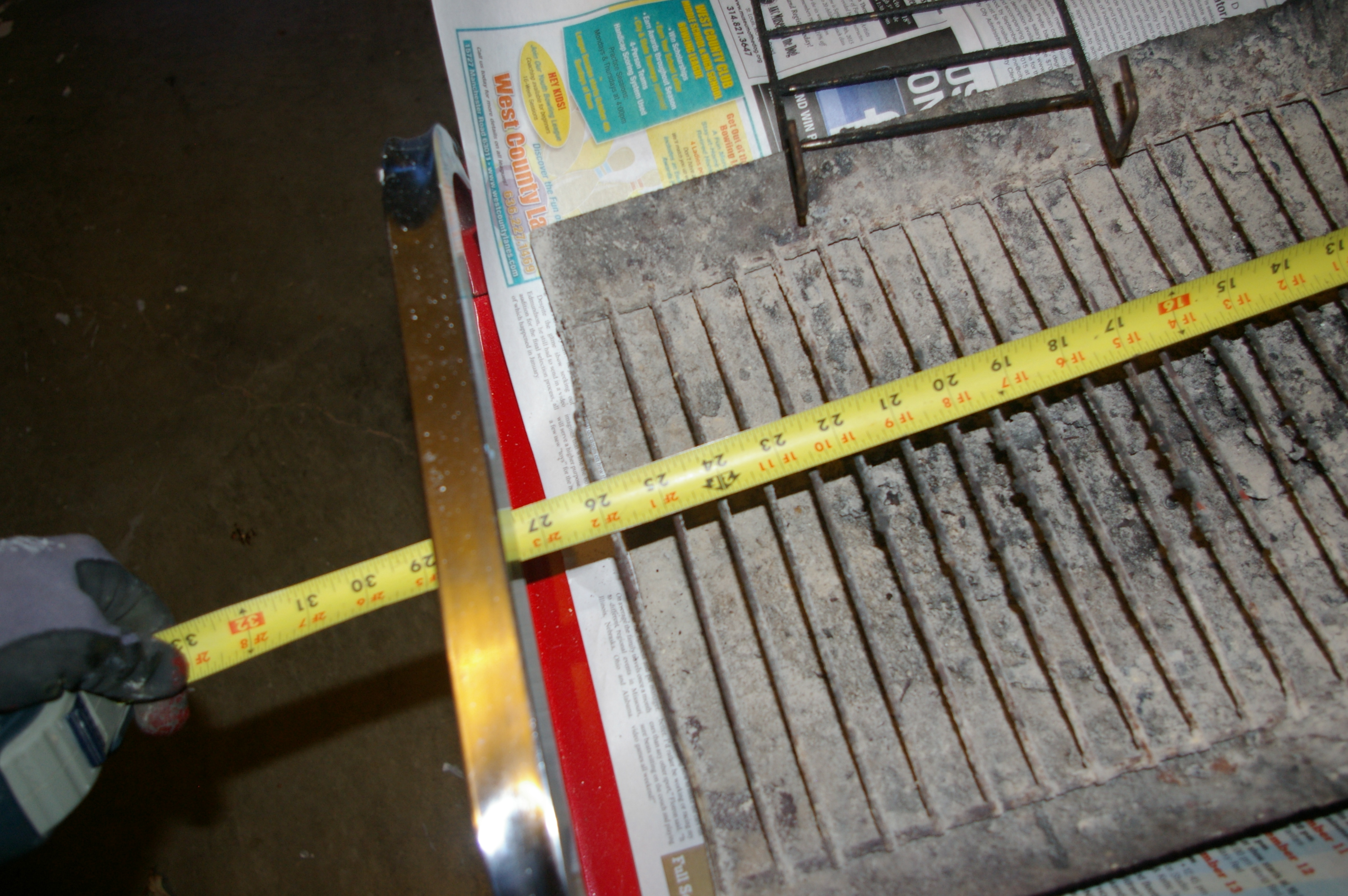 02.2 Measure old tray.JPG