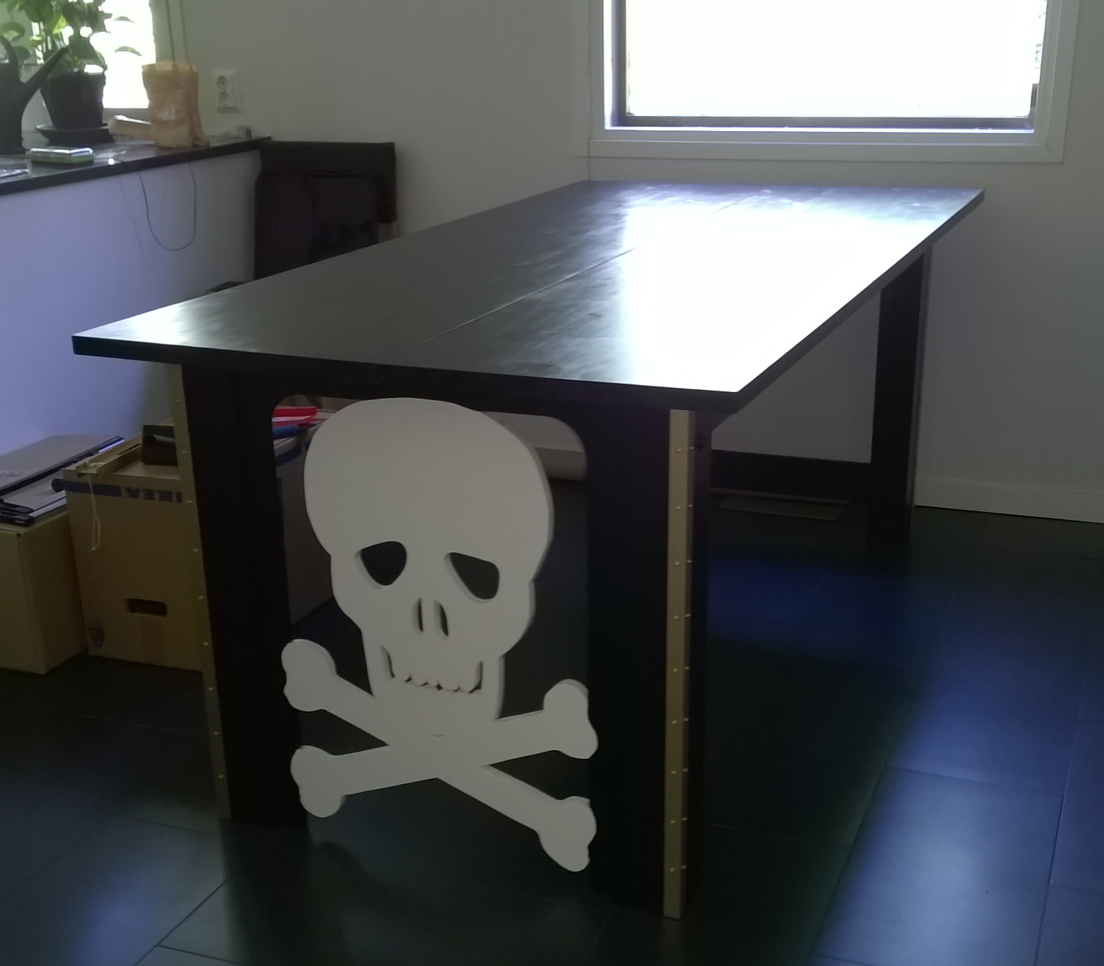 031. The finished wooden skull table.jpg