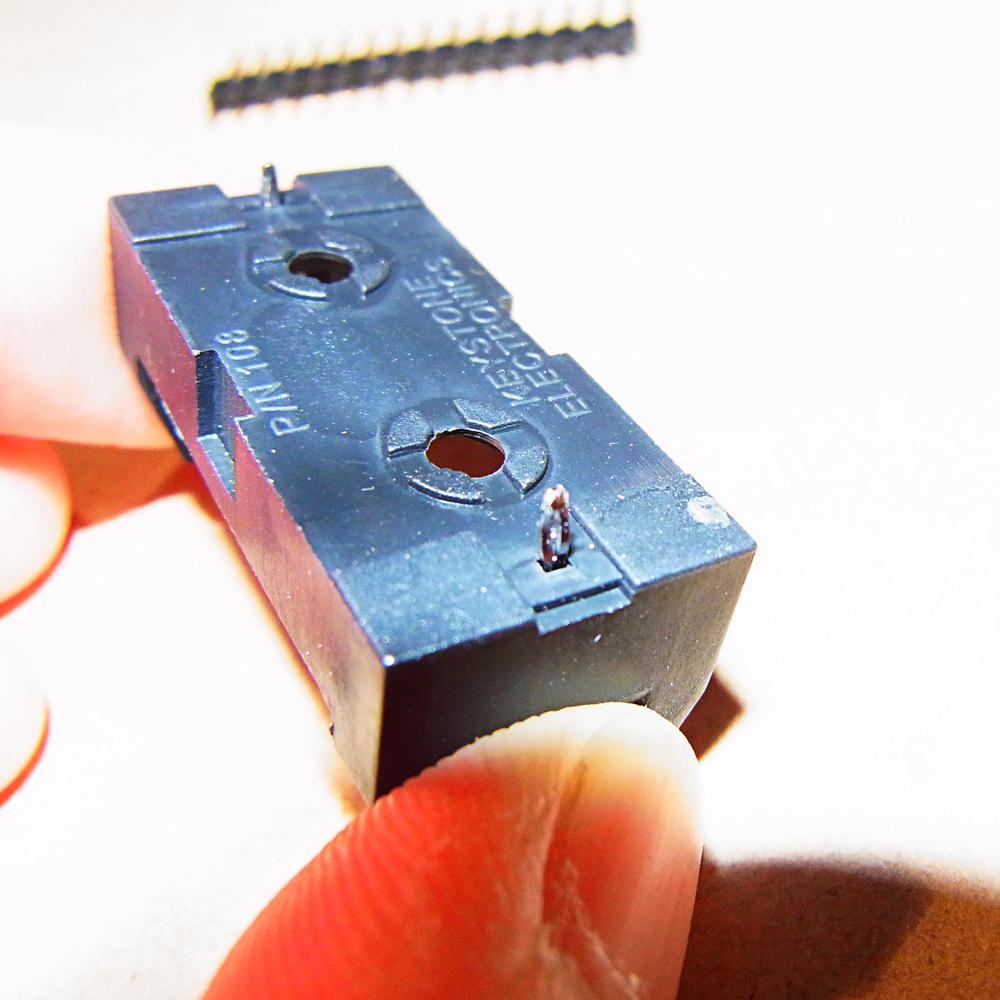 03_01b_Battery-Trim.jpg