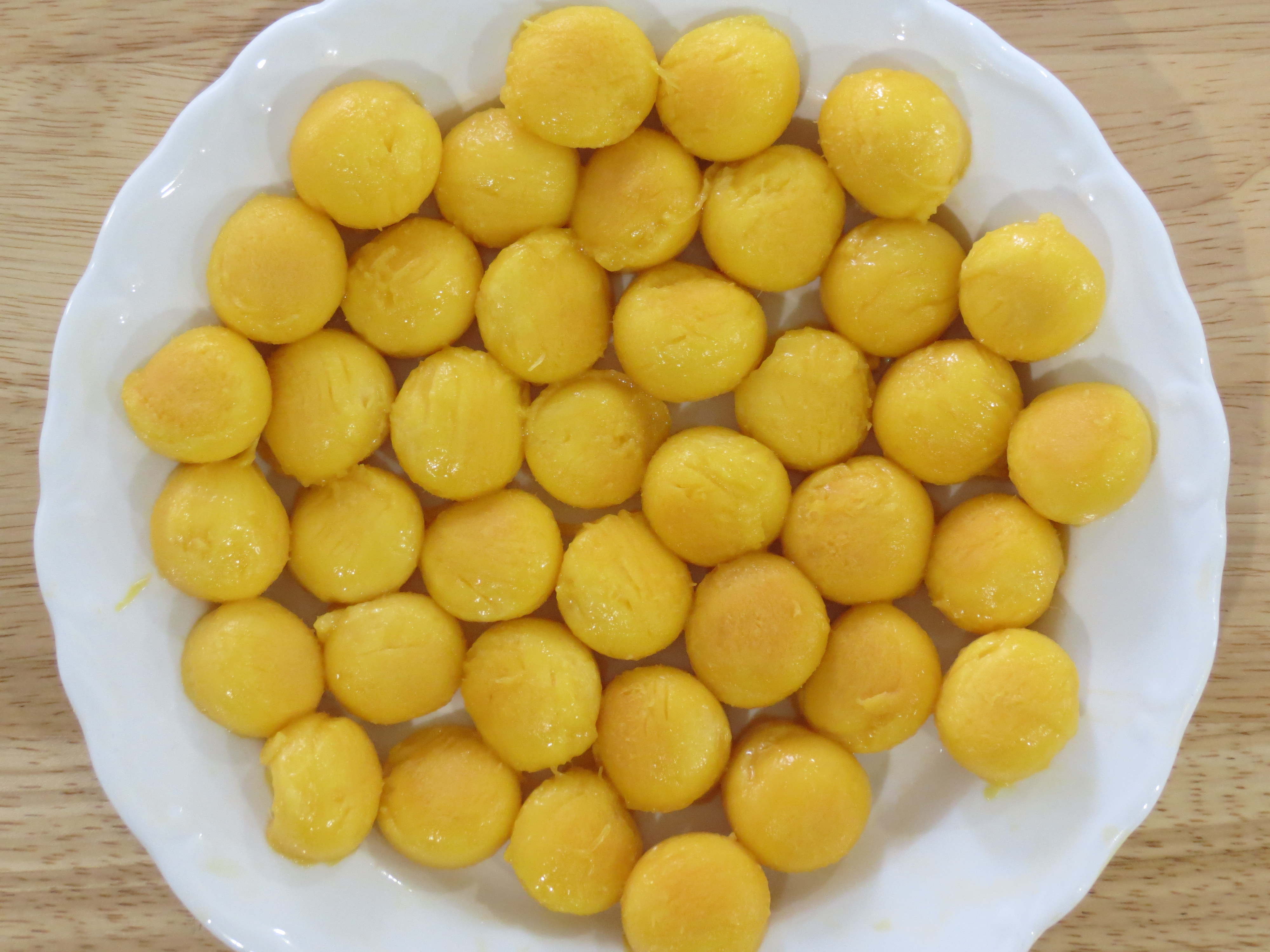 04 - 01 Mango Balls.JPG