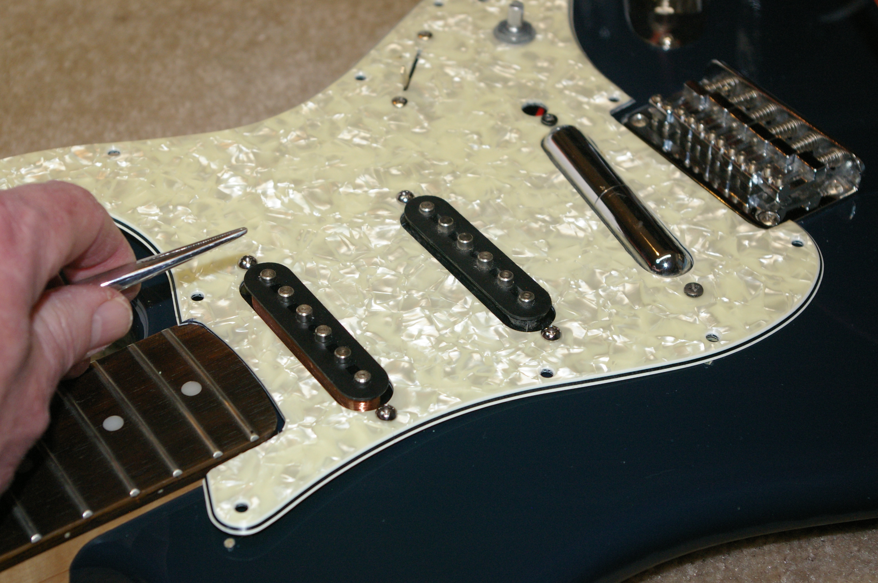 04-11 New Pickguard pickups - testing.JPG