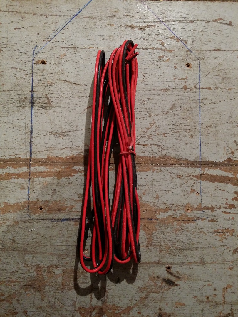 04-LOW AMP ELECTRICITY CABLE.jpg