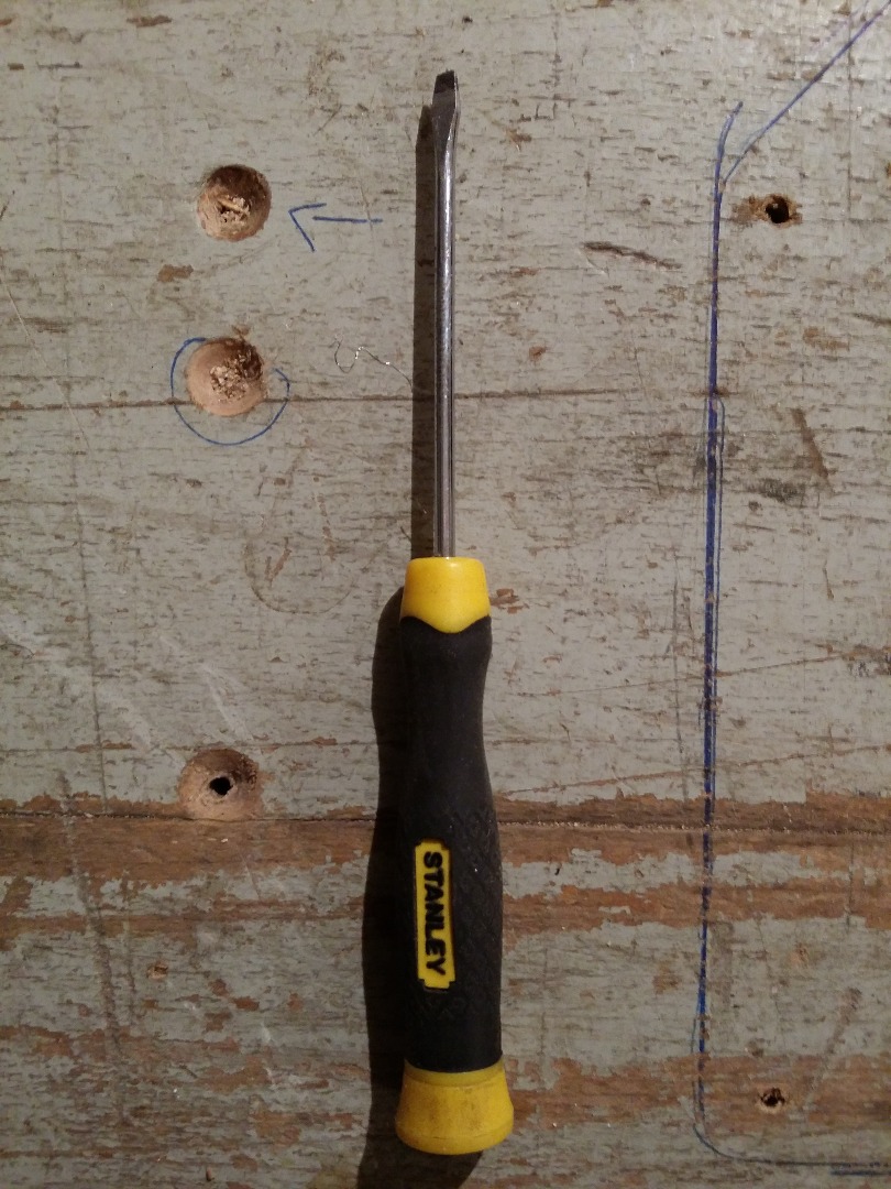 04-flat screwdriver.jpg