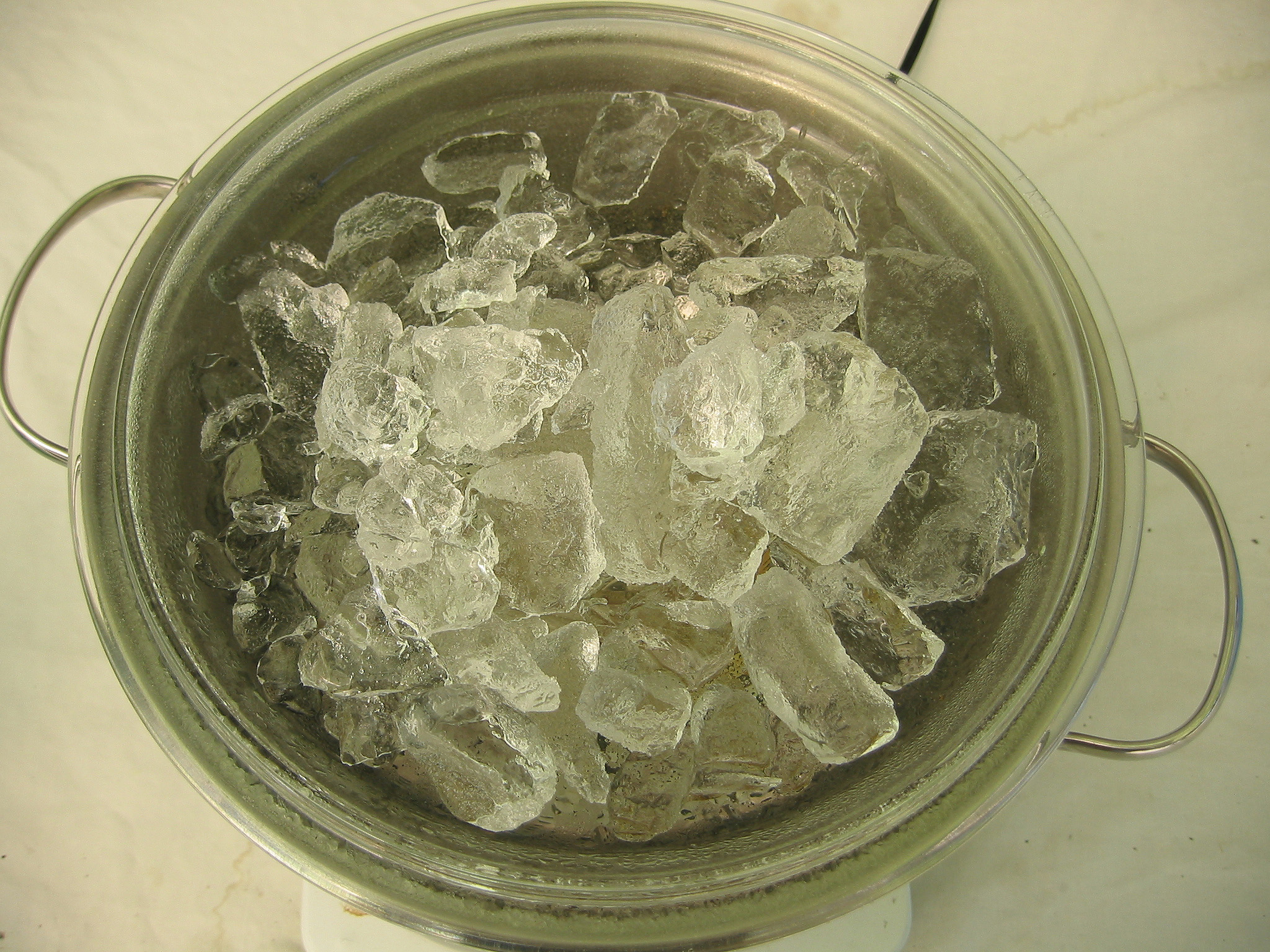 04b-lid-with-ice.jpg