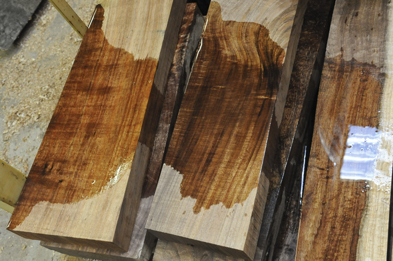 06_instrument_grade_figured_tasmanian_blackwood_lumber_sets.jpg