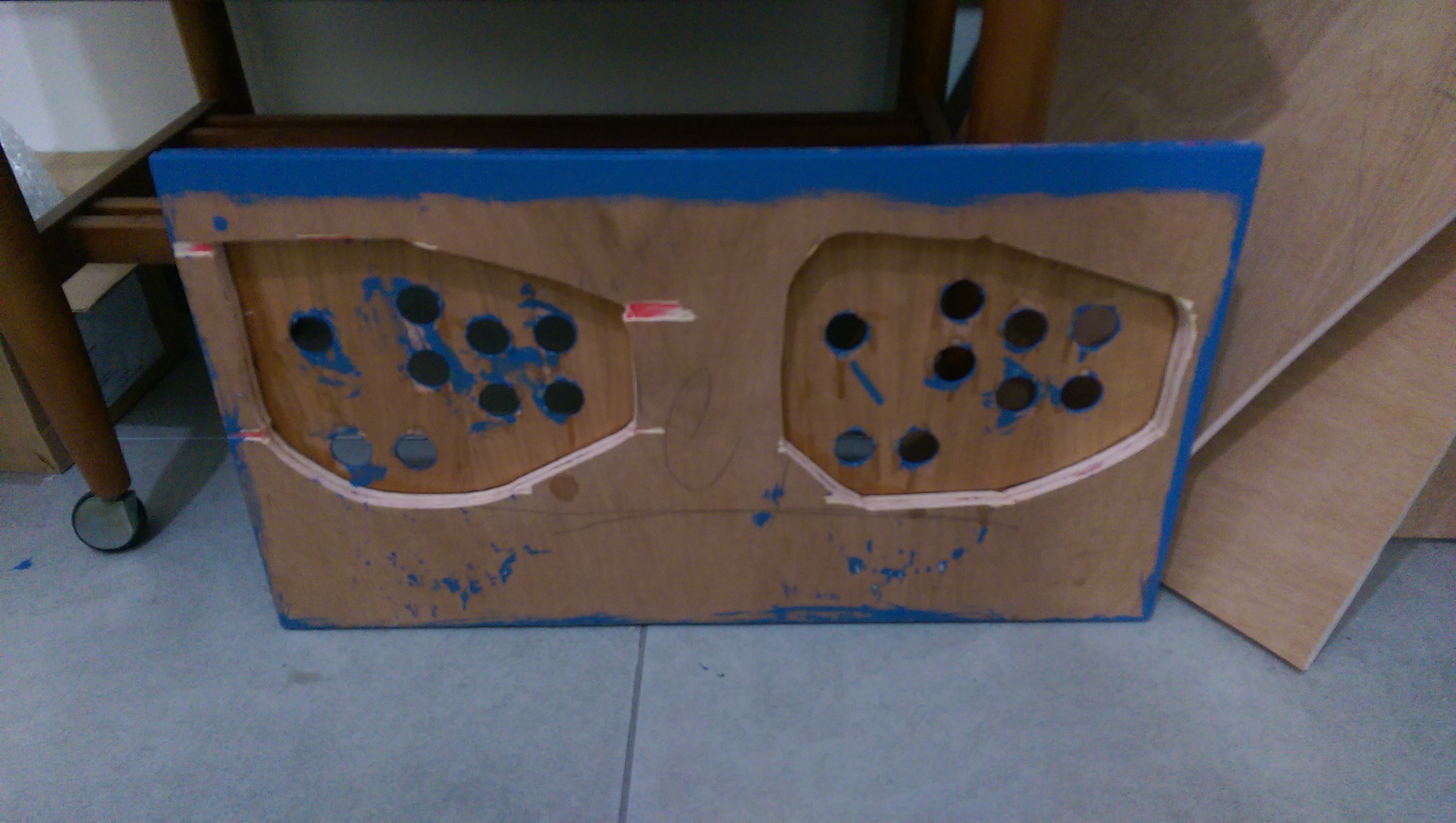 08-Cutting the controller board01 .jpg