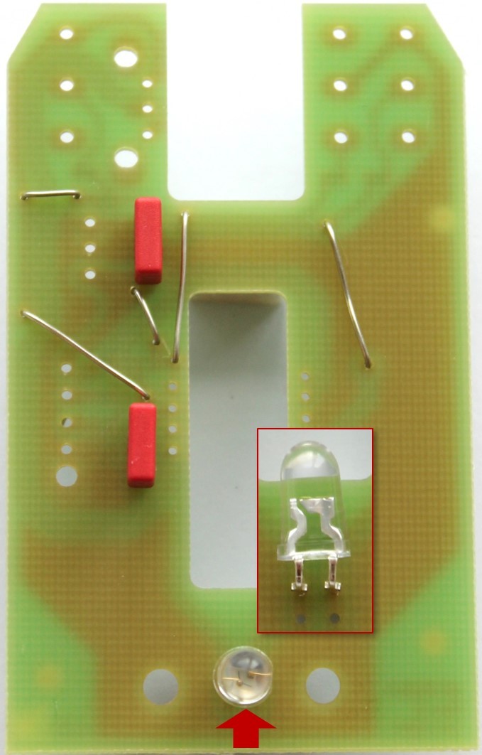 08.2.LED soldered top side.JPG