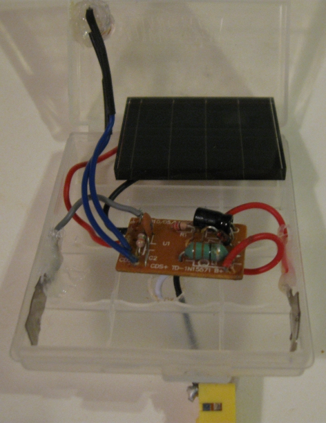 08_step2_reattach_solar_cell.jpg