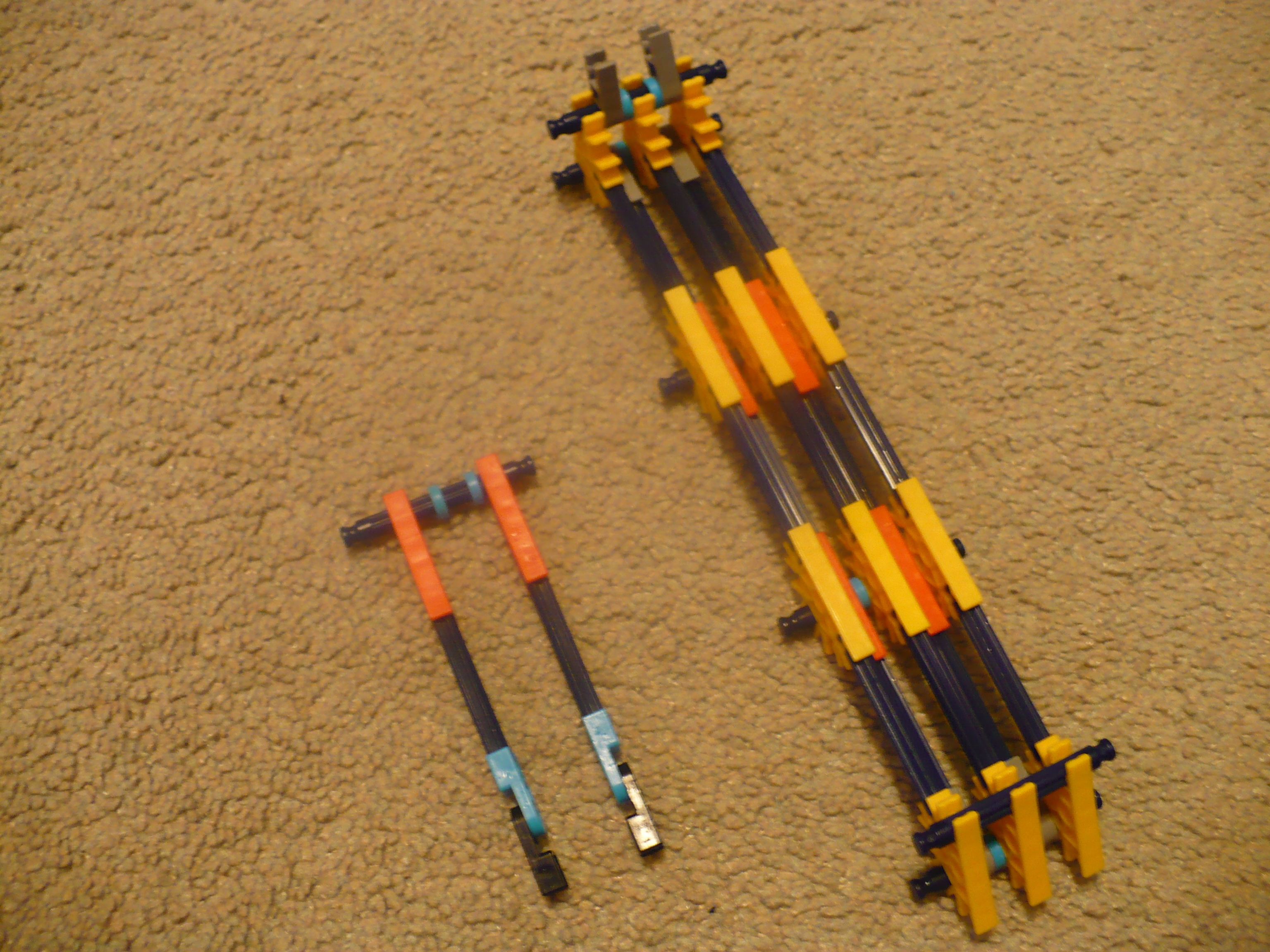 090531L04-KnexGun.JPG