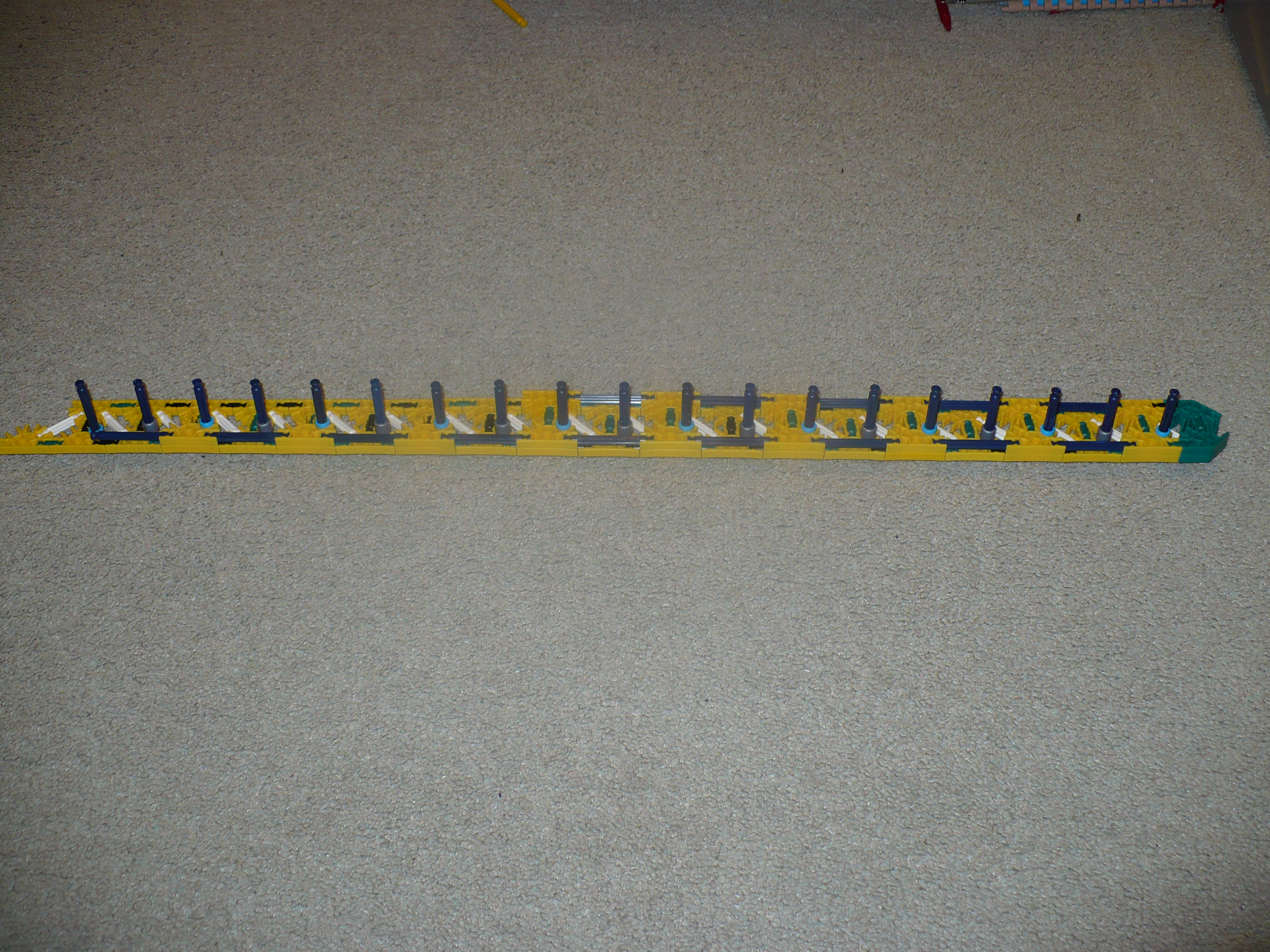 090601L30-KnexGun.JPG