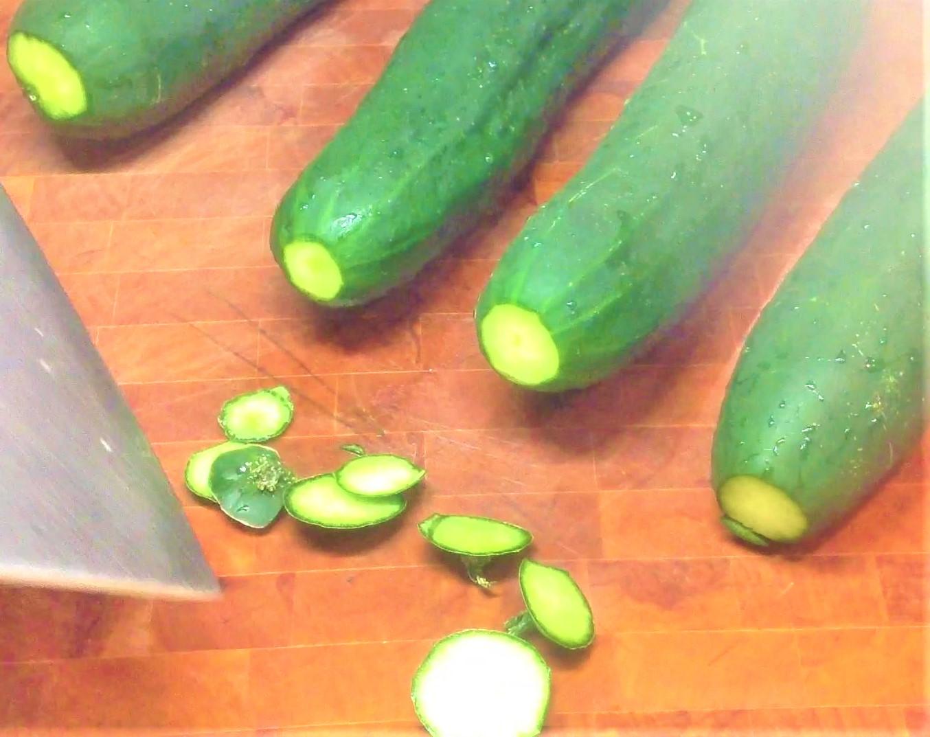 1 - 1 Remove cucumber ends.jpg