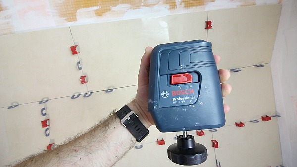 1 - Bosch Laser Level 600.jpg