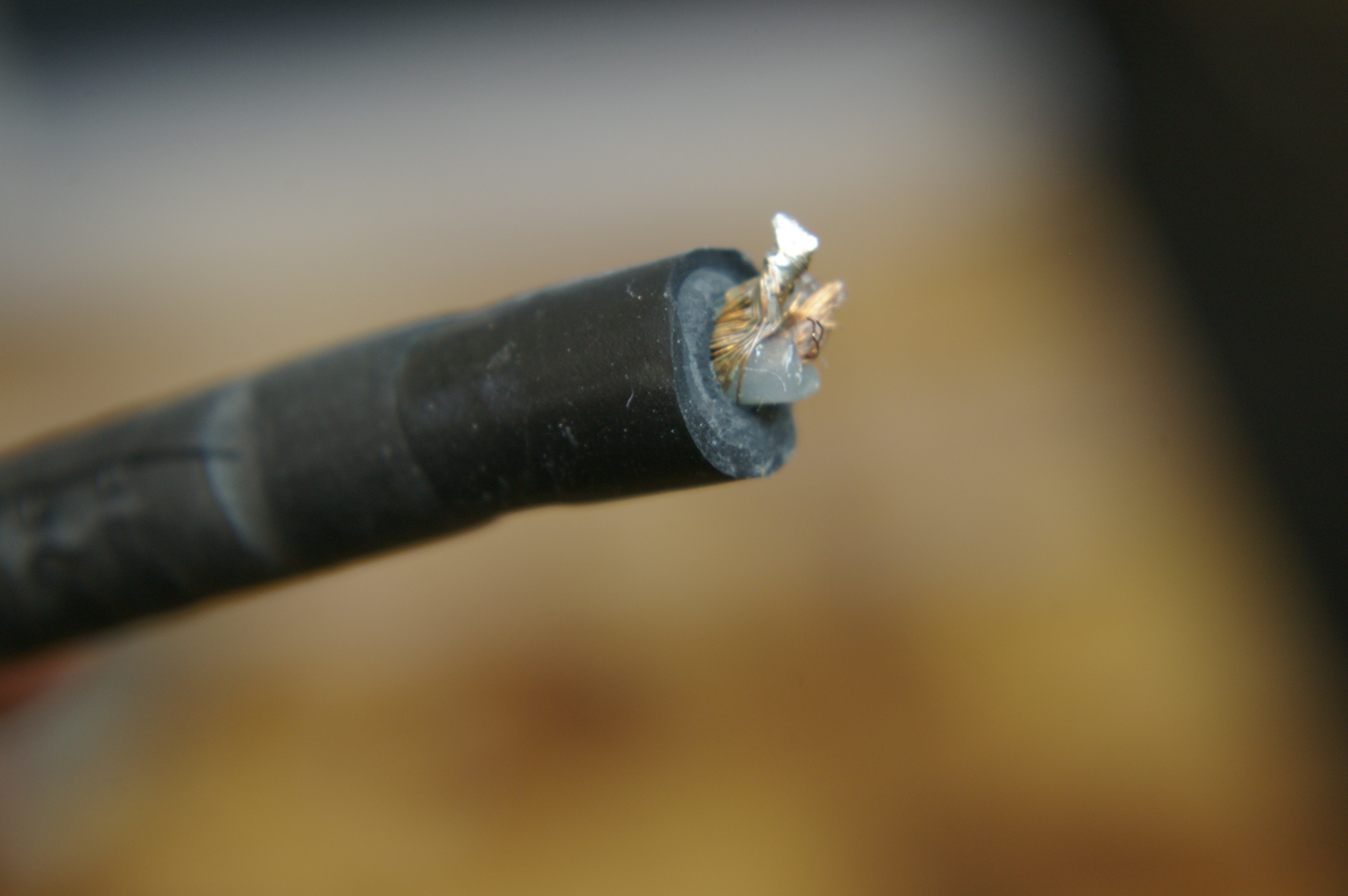 1 Broken Cable - 06 cable end before cleanup.jpg