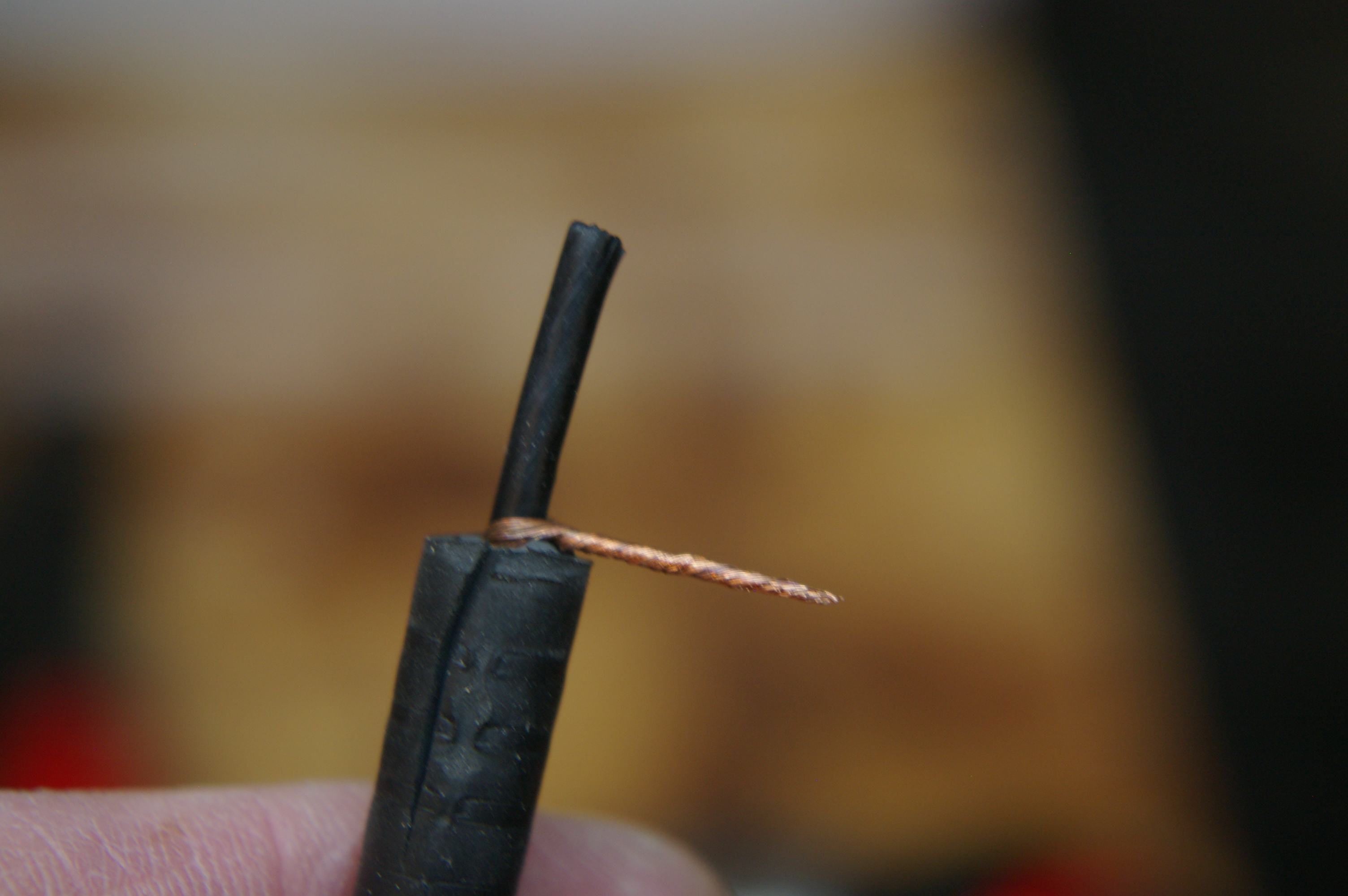 1 Broken Cable - 12 Twist shielding wire.jpg