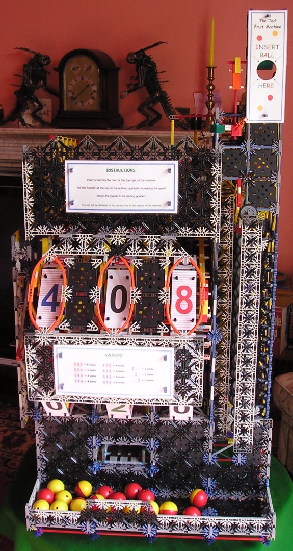 1 K'Nex Fruit Machine Mark 3 - Front View.JPG