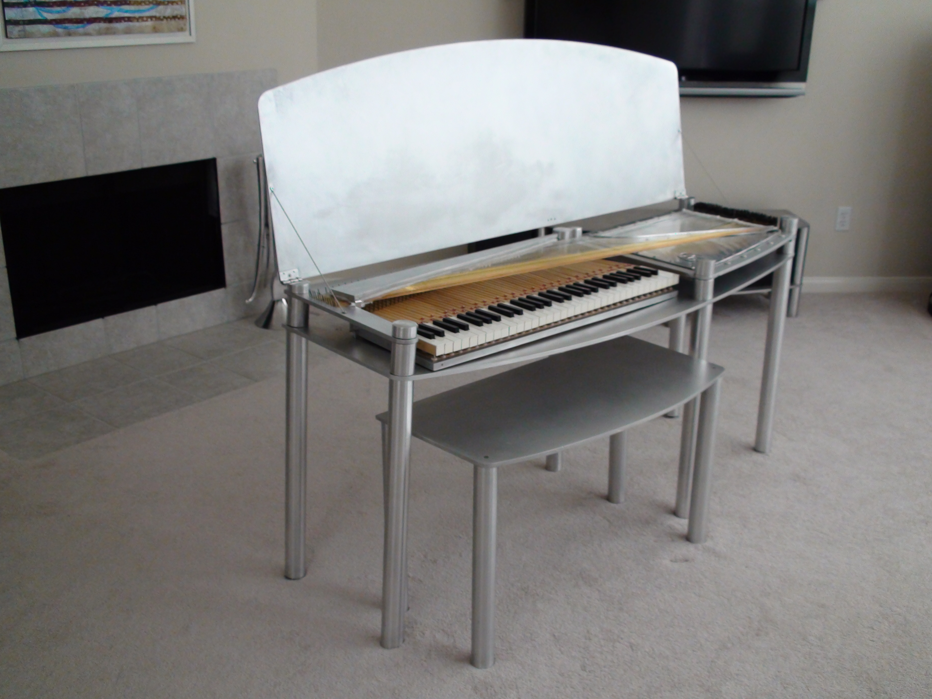 110326 - 00 - clavichord by itself.JPG