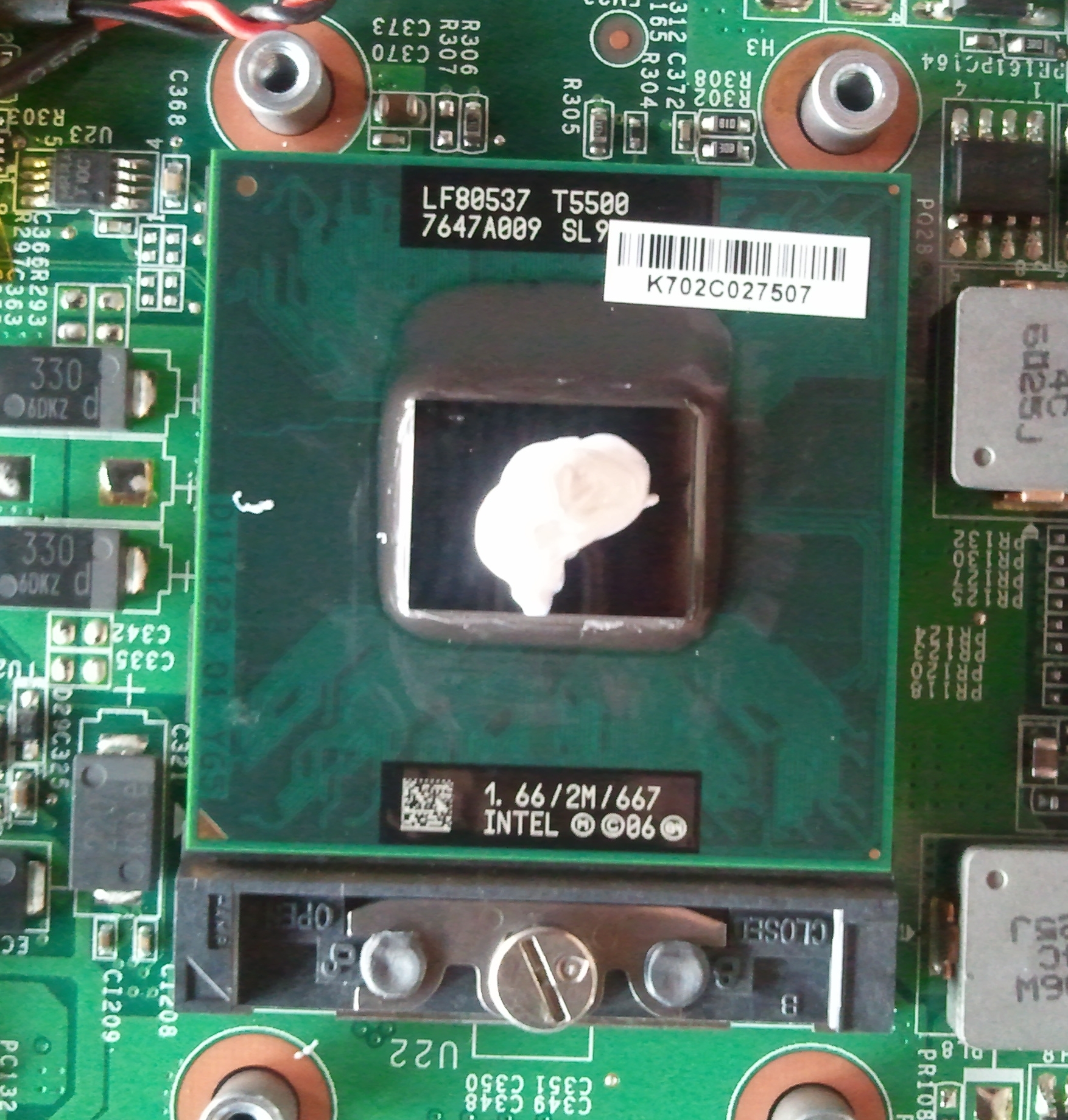 11a-LG F1 Laptop CPU Thermal Paste Applied.jpg