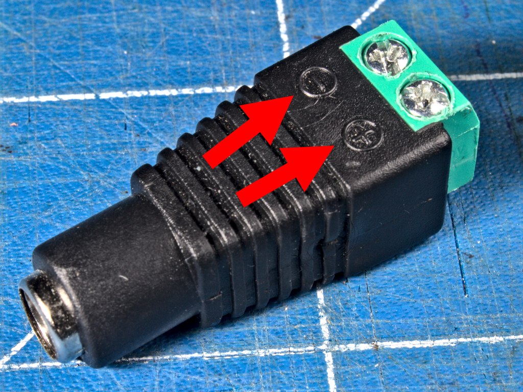 12v plug with arrows.png