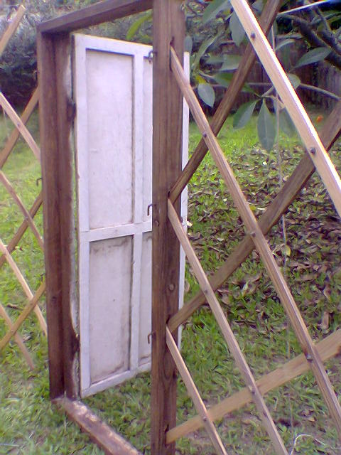 15-fully pegged-door frame, incomplete top timbers though.jpg