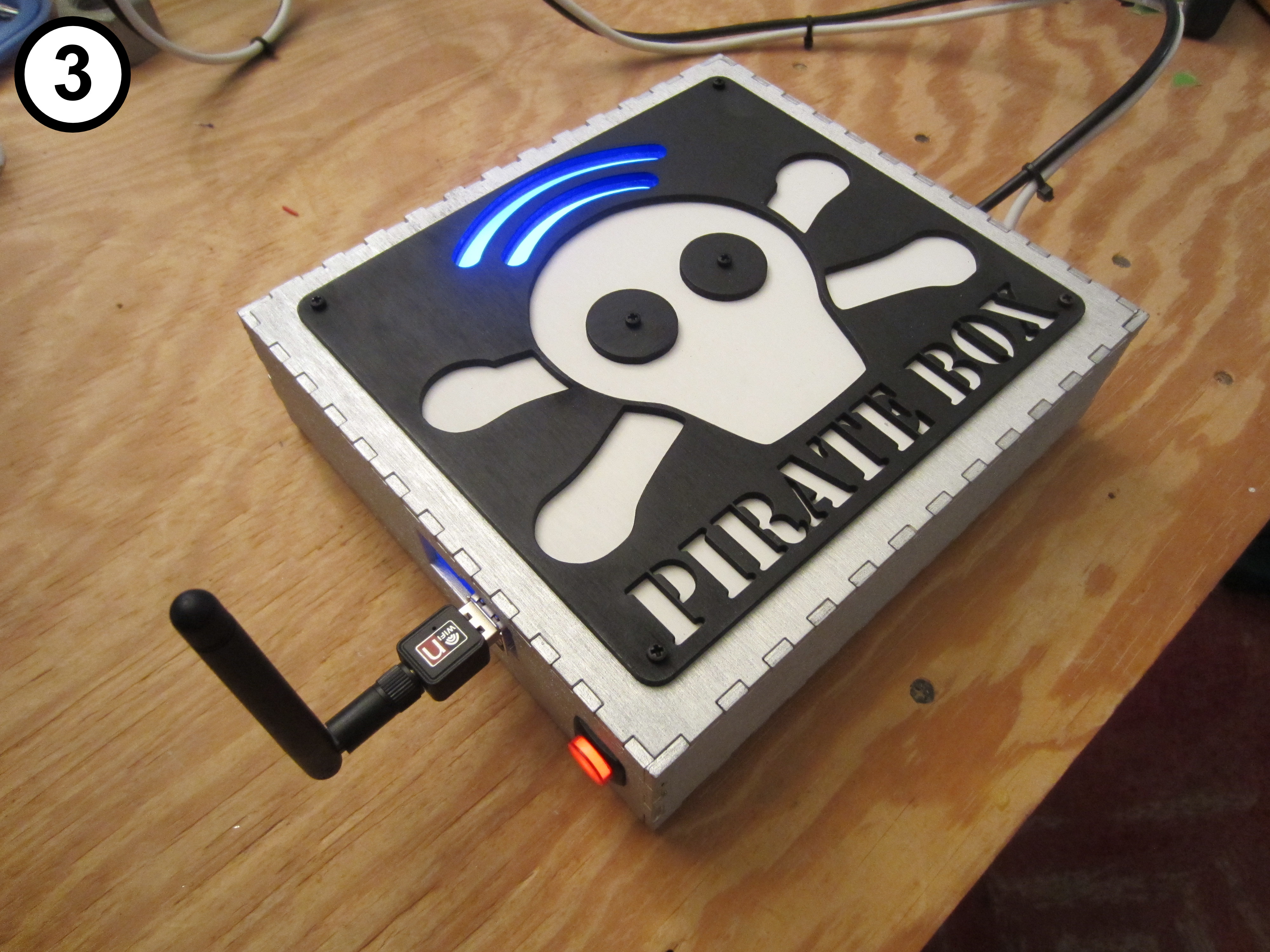 18 - 3 - PirateBox Up and Running.JPG