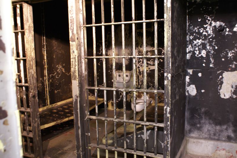 2007_03_Old_Noblesville_jail-once_home_to_Charles_Manson.jpg